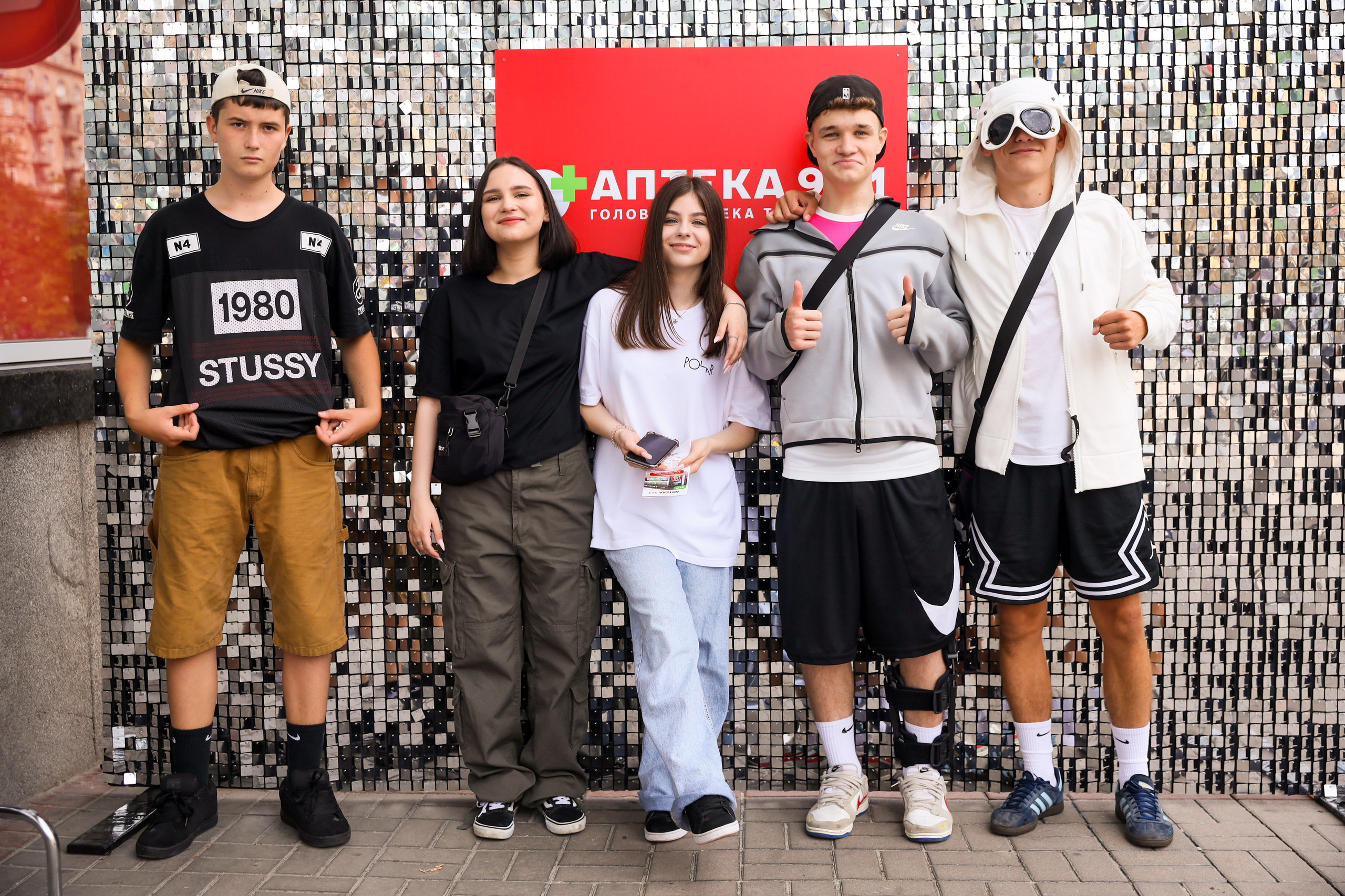 Аптека 911 (Фотомозаїка). Аренды интерактивных фотозон в Харькове