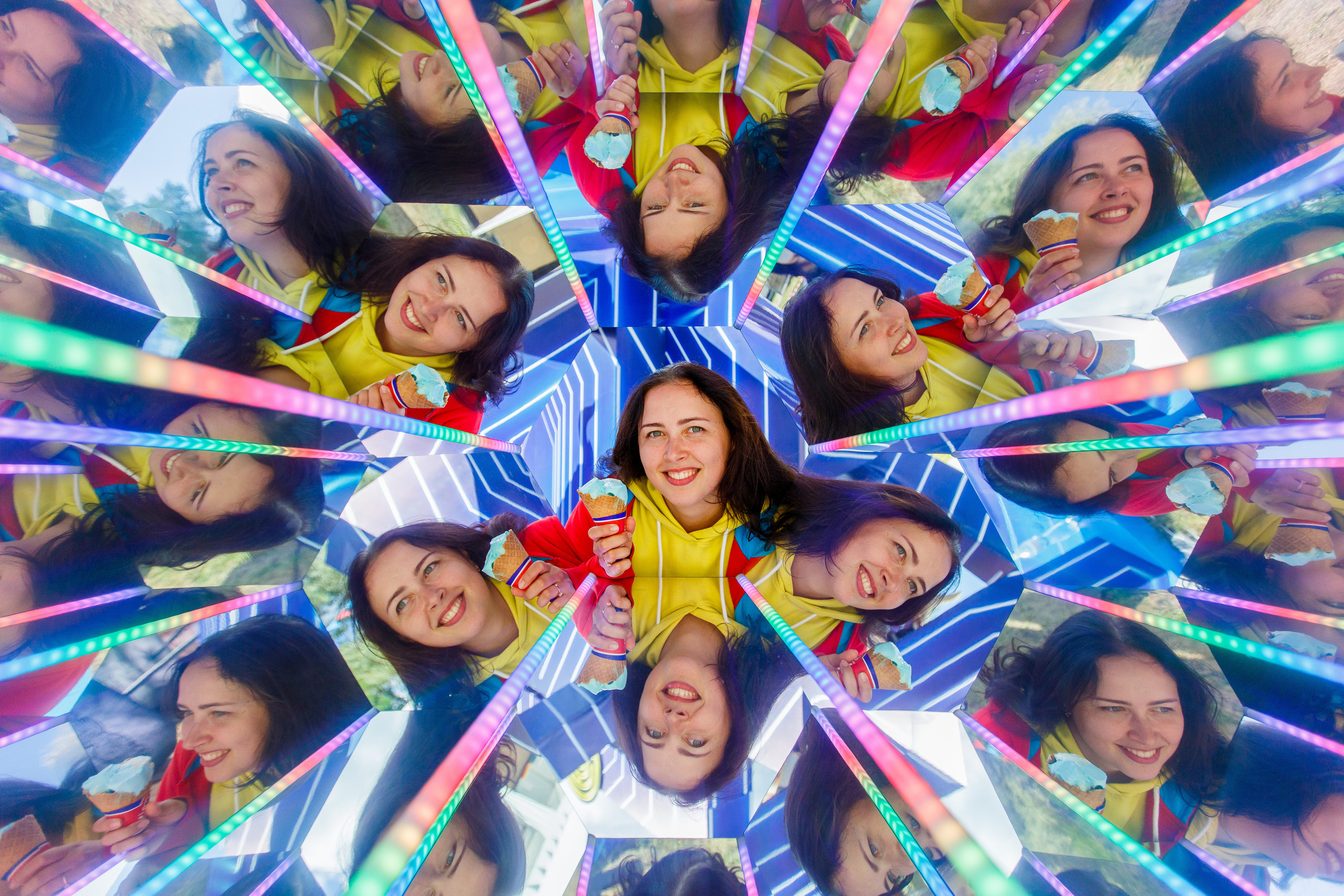 NIX (04.09.2021). Аренды интерактивных фотозон в Харькове