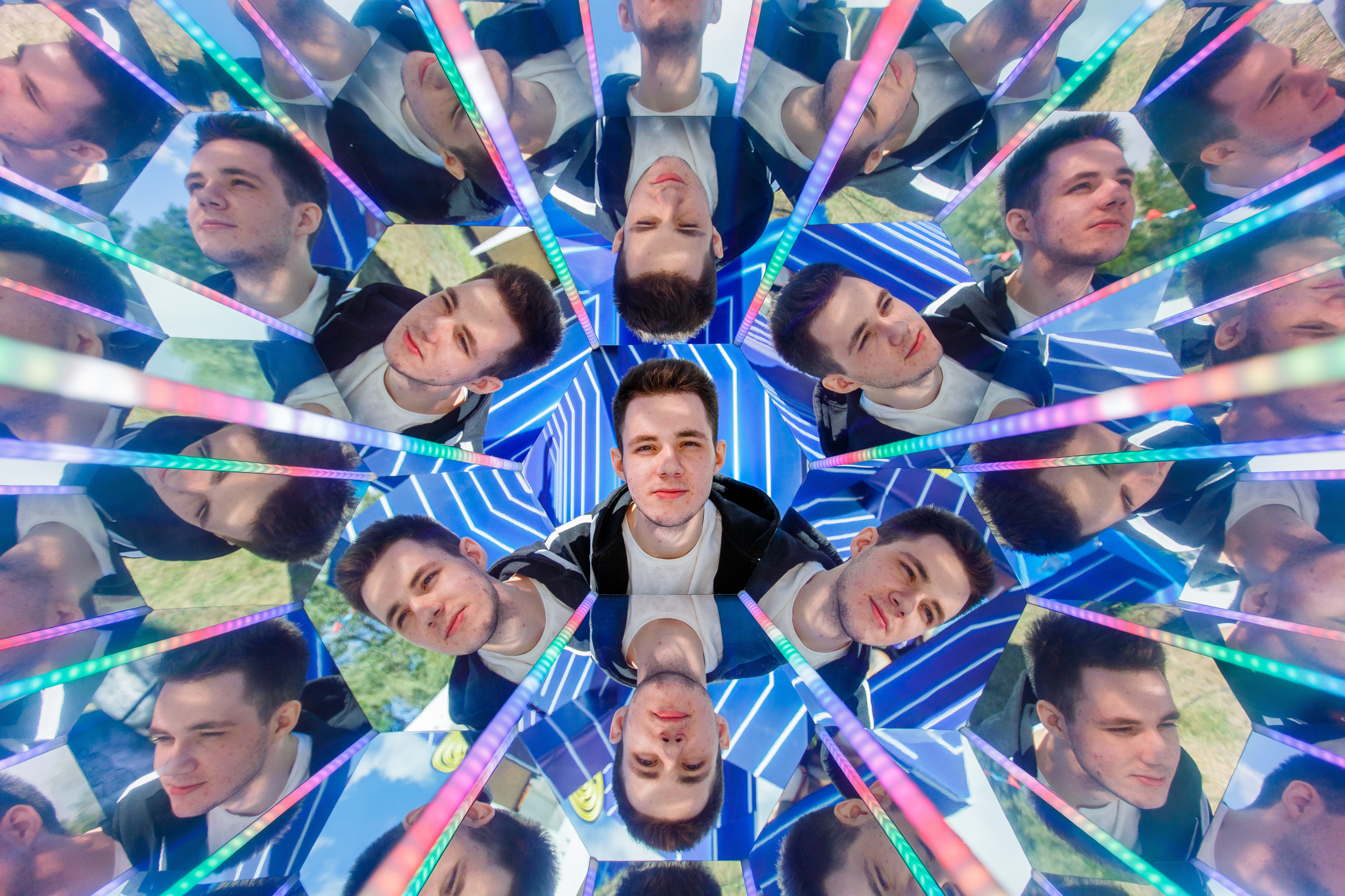 NIX (04.09.2021). Аренды интерактивных фотозон в Харькове