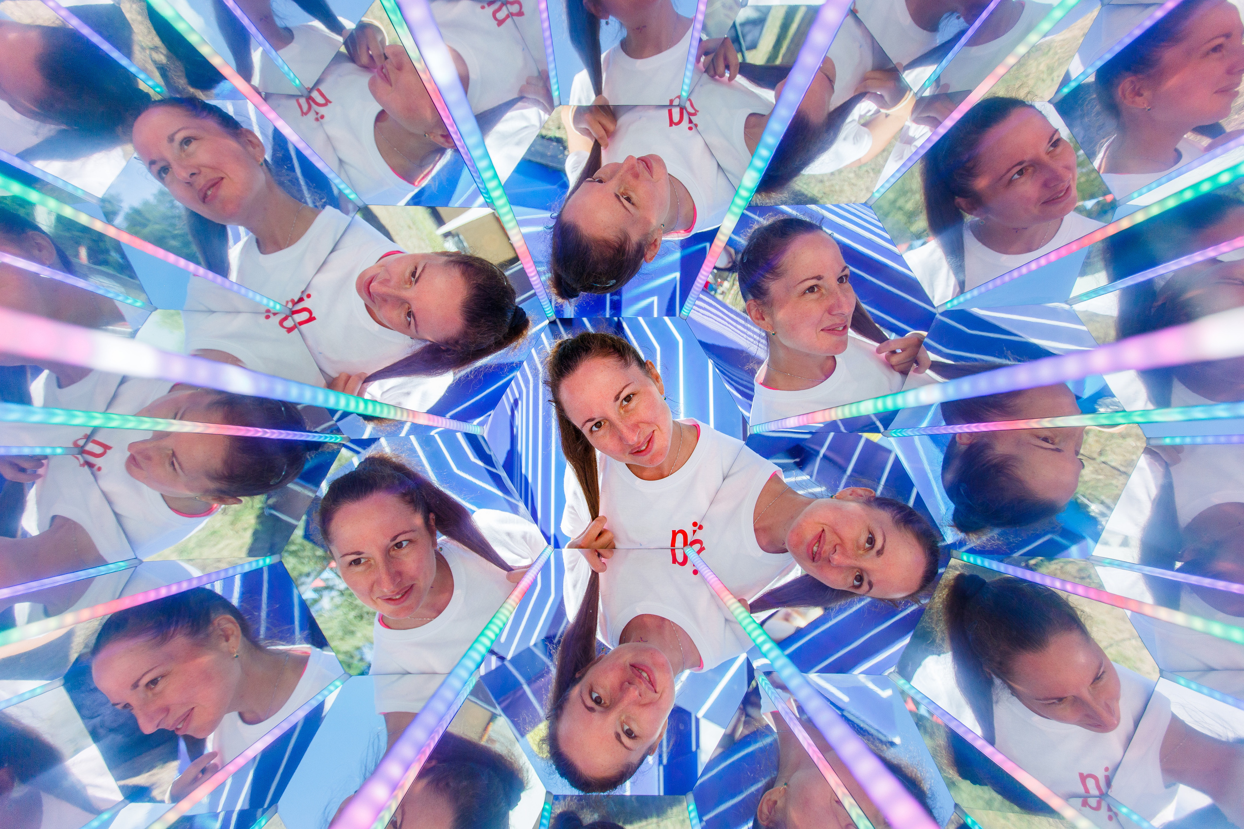 NIX (04.09.2021). Аренды интерактивных фотозон в Харькове