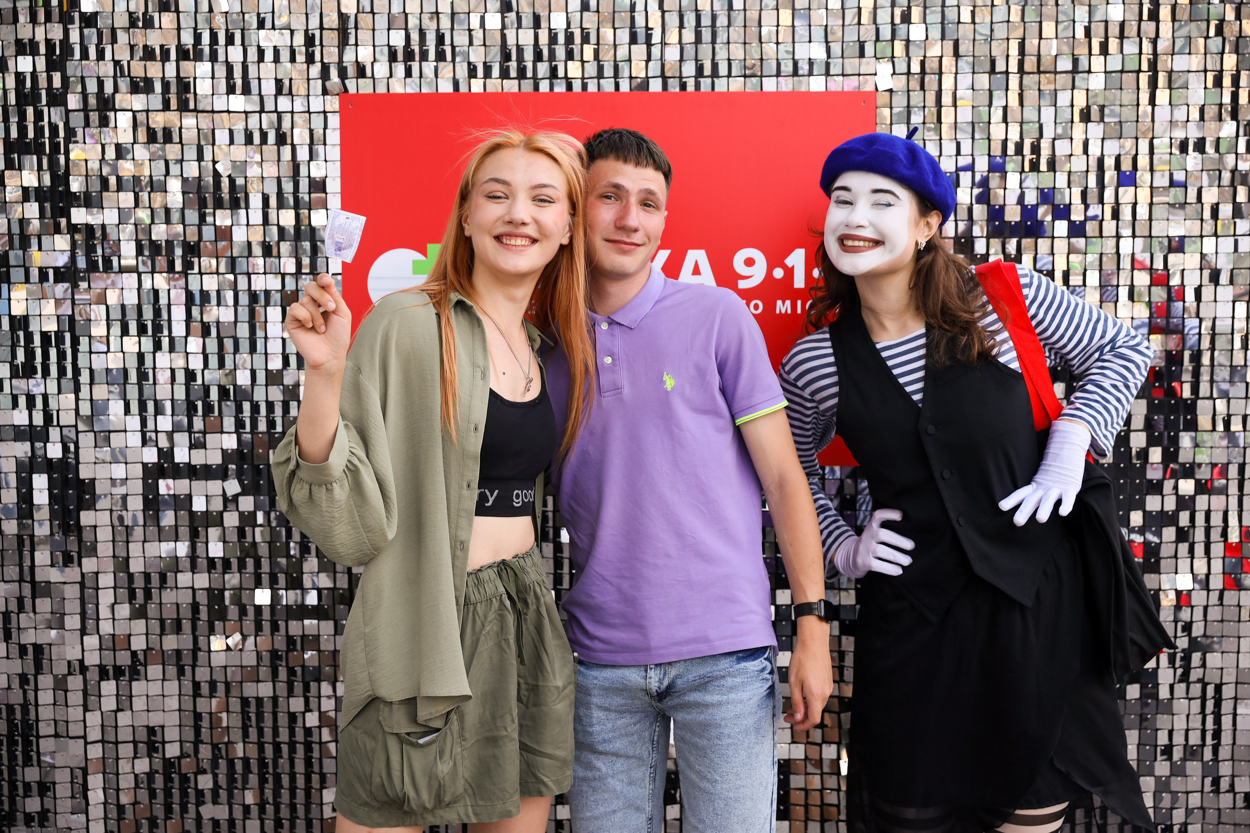 Аптека 911 (Фотомозаїка). Аренды интерактивных фотозон в Харькове