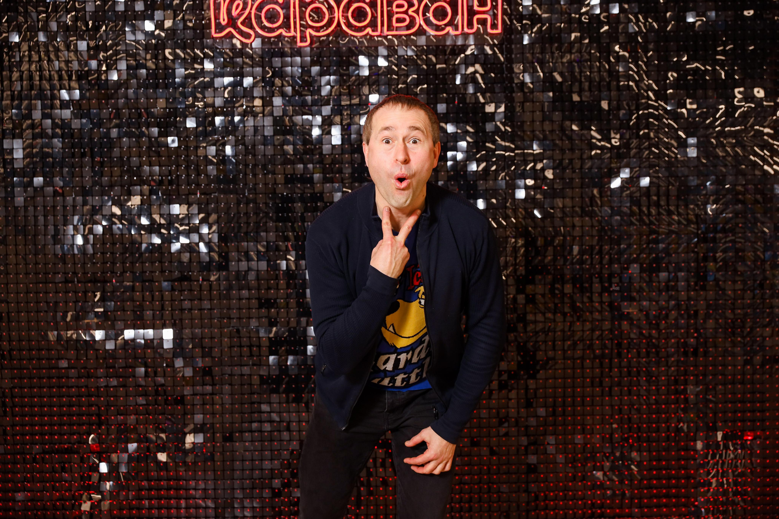 Фотомозаїка на 580 фото для ТРЦ Караван. Аренды интерактивных фотозон в Харькове