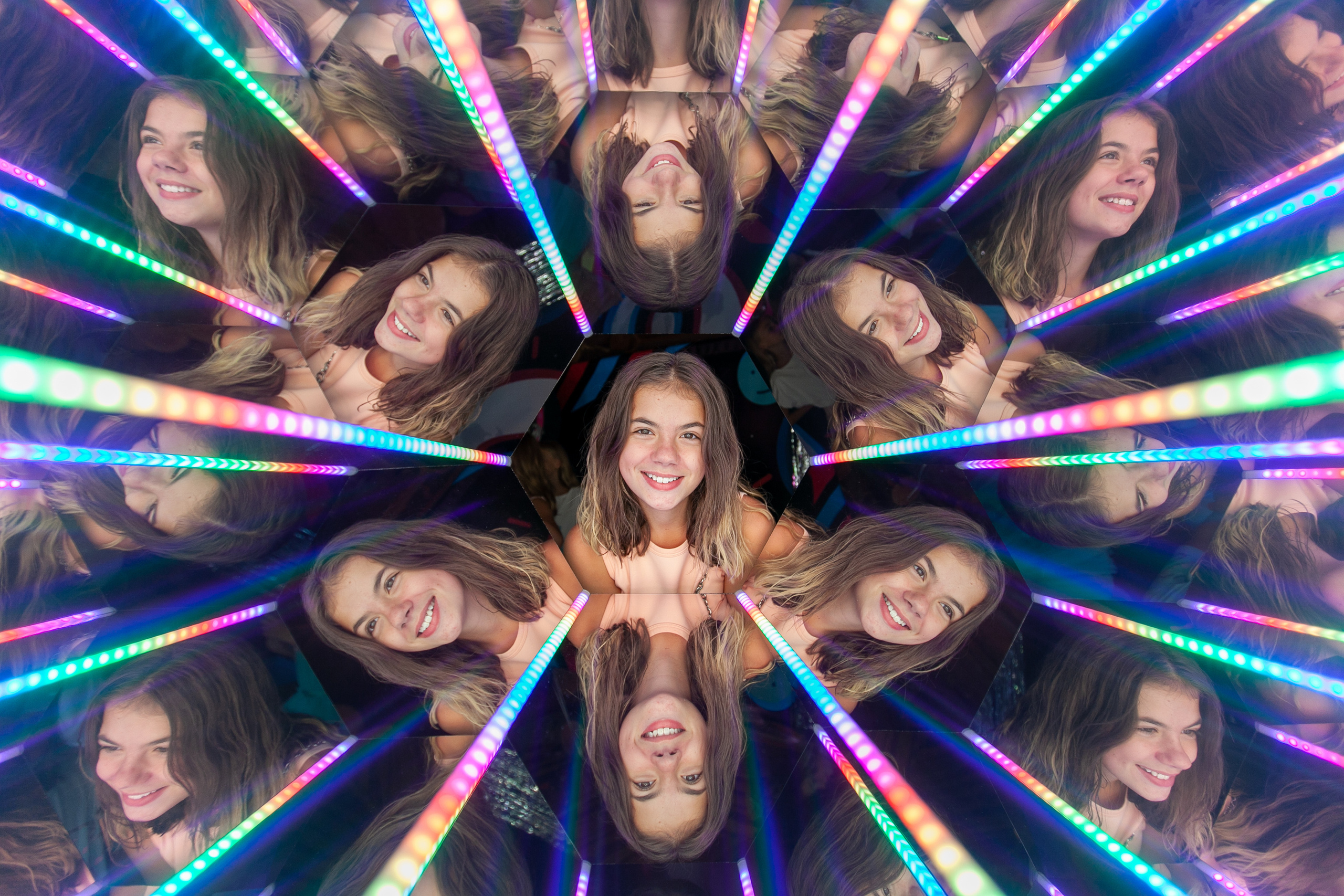 Калейдоскоп 28.08.2021. Аренды интерактивных фотозон в Харькове