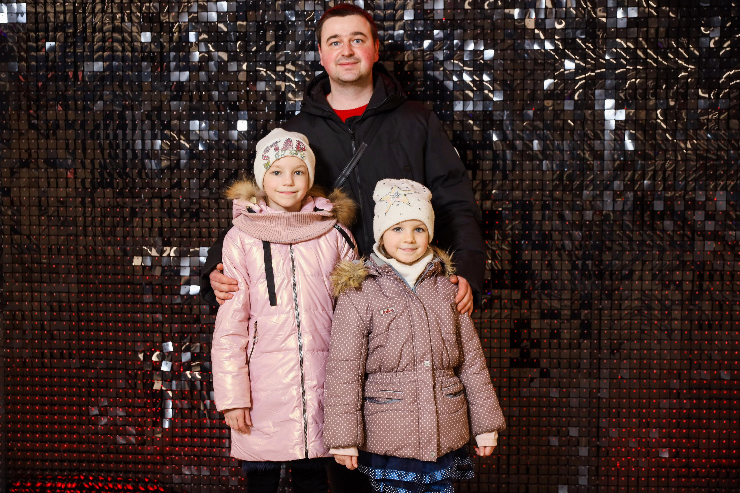 Фотомозаїка на 580 фото для ТРЦ Караван. Аренды интерактивных фотозон в Харькове