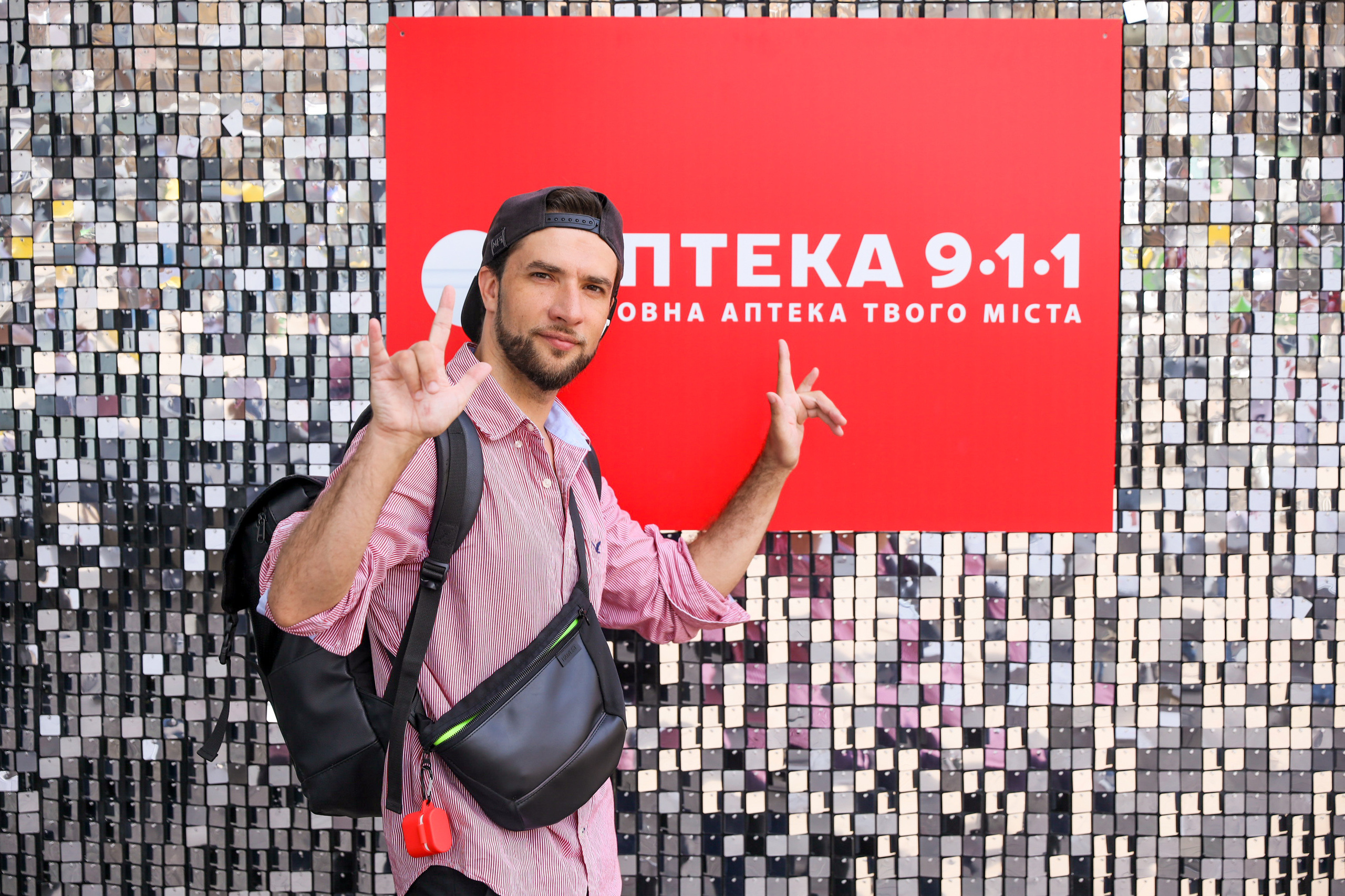 Аптека 911 (Фотомозаїка). Аренды интерактивных фотозон в Харькове