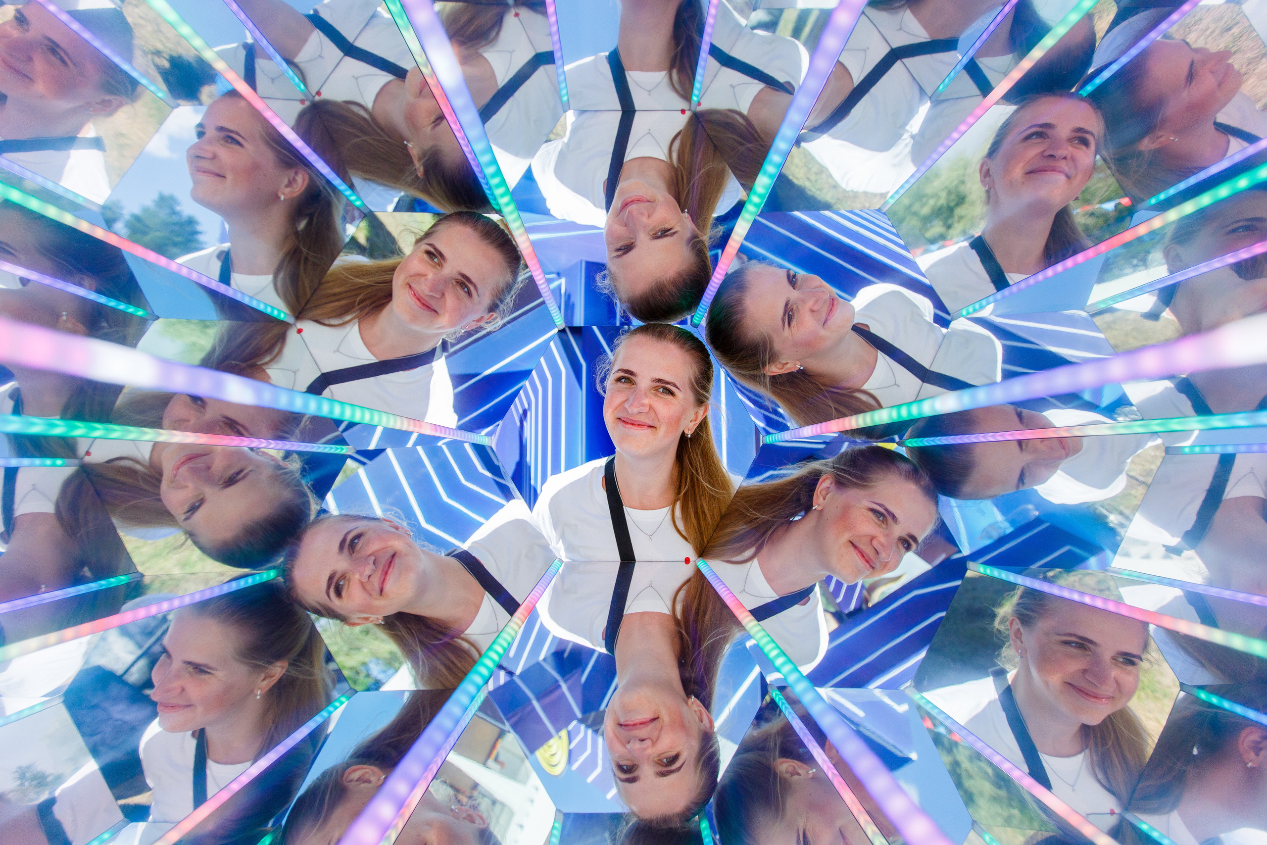 NIX (04.09.2021). Аренды интерактивных фотозон в Харькове