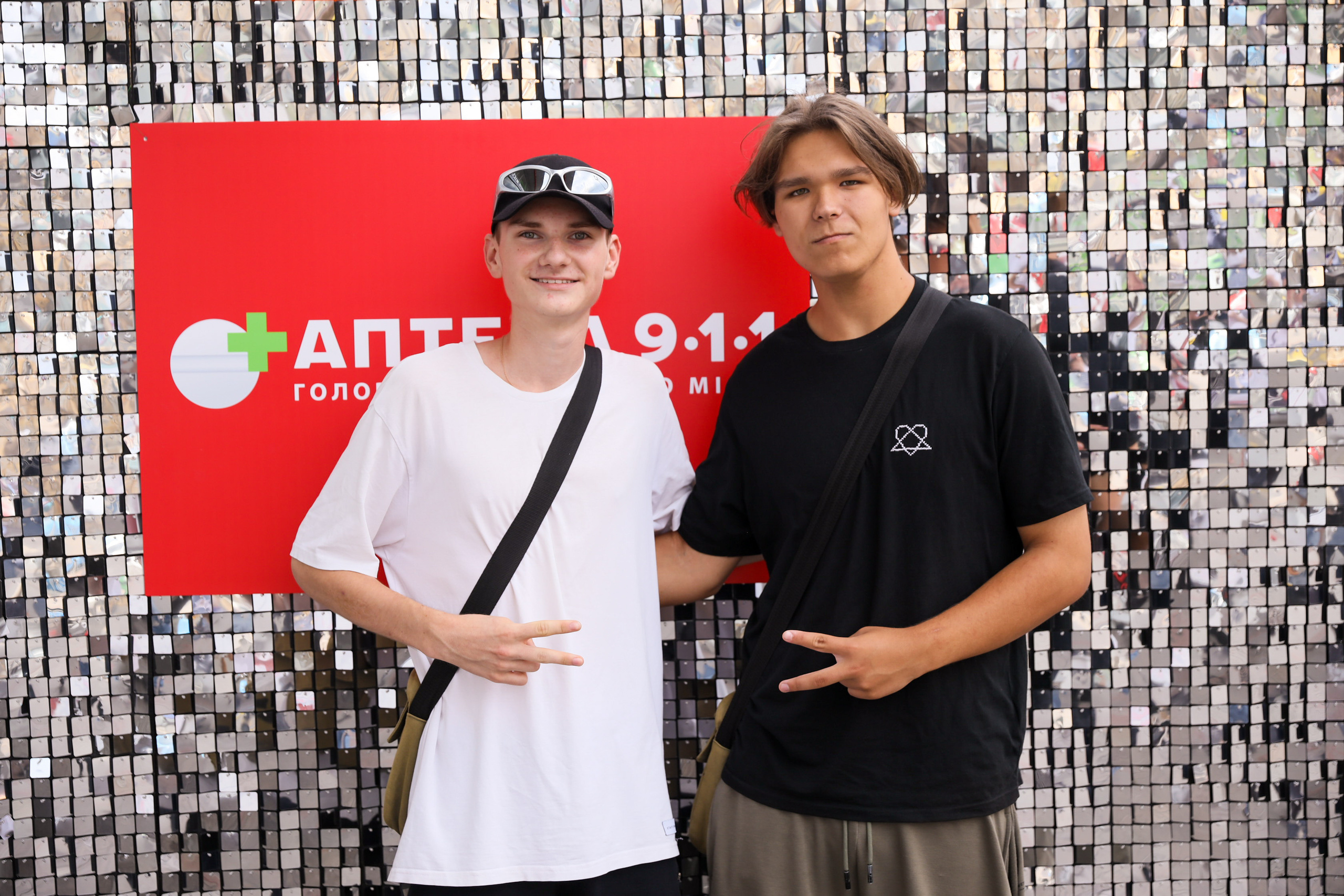 Аптека 911 (Фотомозаїка). Аренды интерактивных фотозон в Харькове