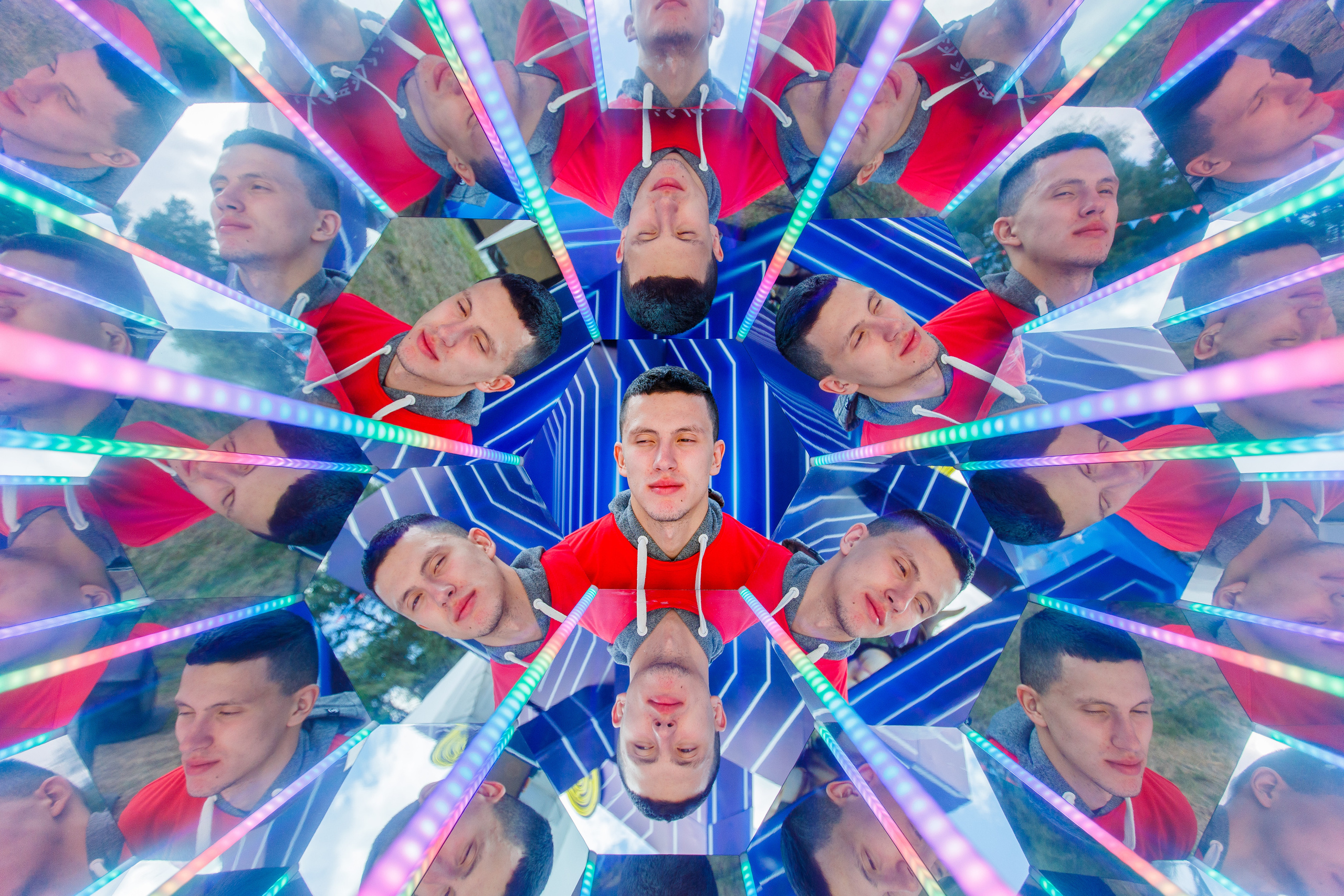 NIX (04.09.2021). Аренды интерактивных фотозон в Харькове