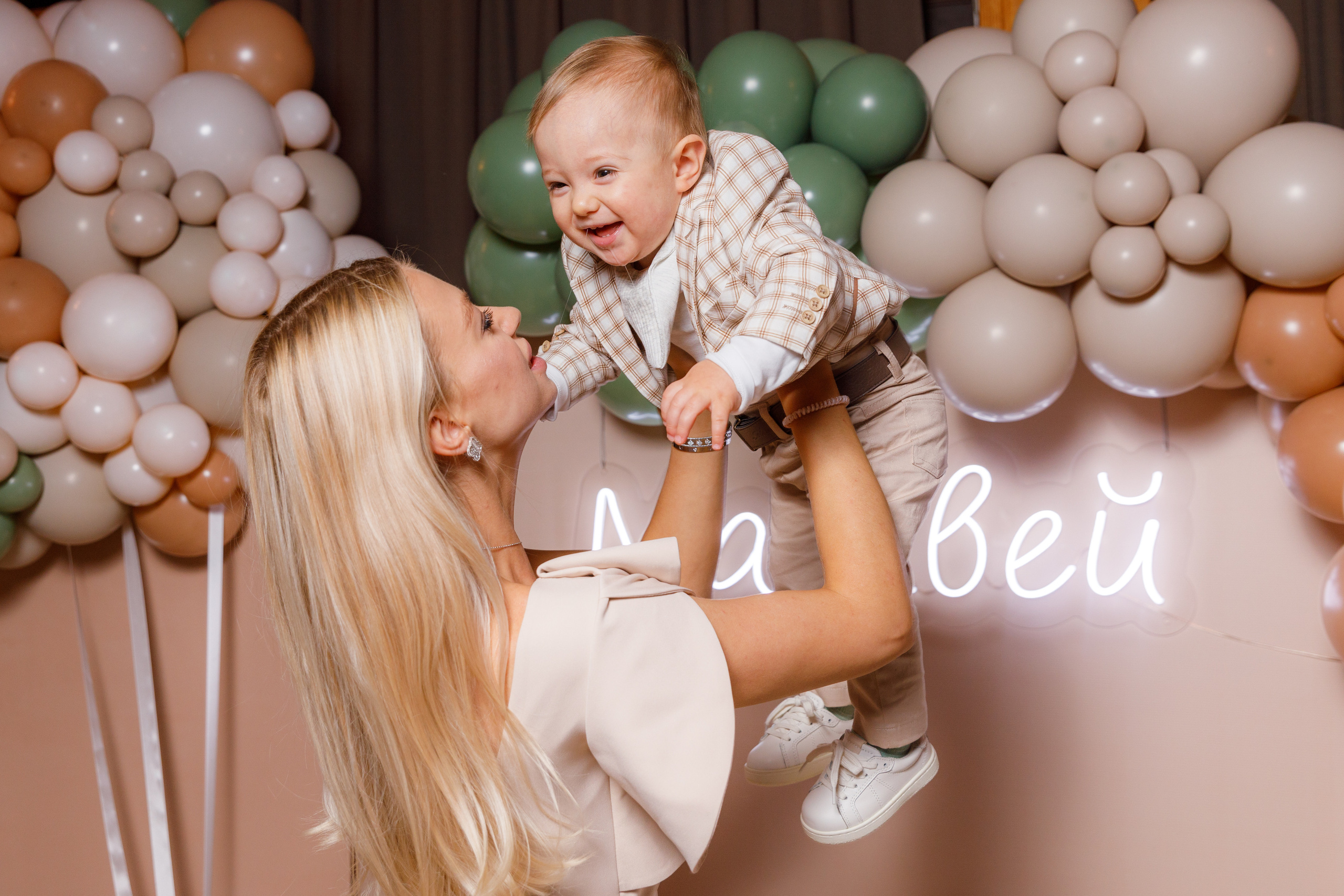 ДР Матвей. Аренды интерактивных фотозон в Харькове