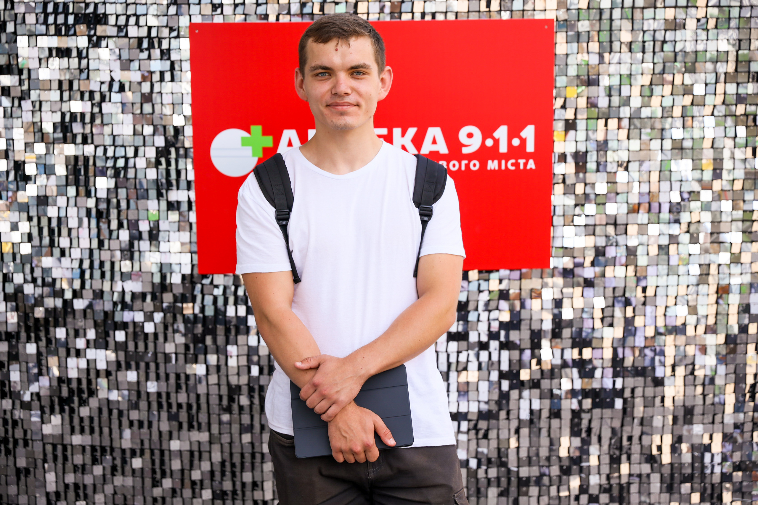 Аптека 911 (Фотомозаїка). Аренды интерактивных фотозон в Харькове