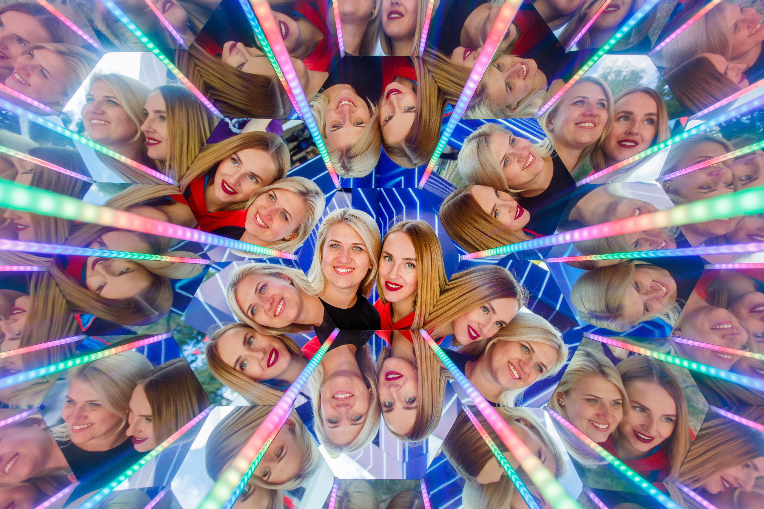 NIX (04.09.2021). Аренды интерактивных фотозон в Харькове