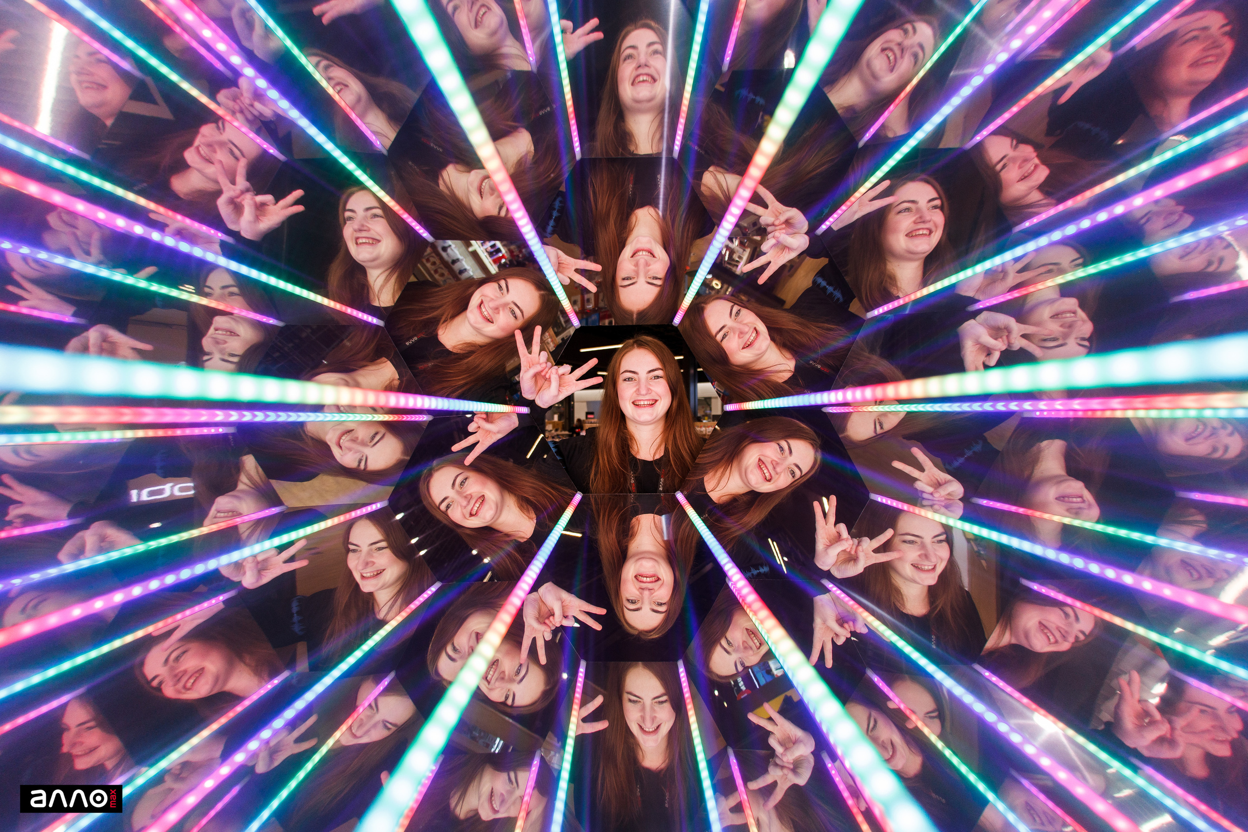 АЛЛО Калейдоскоп. Аренды интерактивных фотозон в Харькове