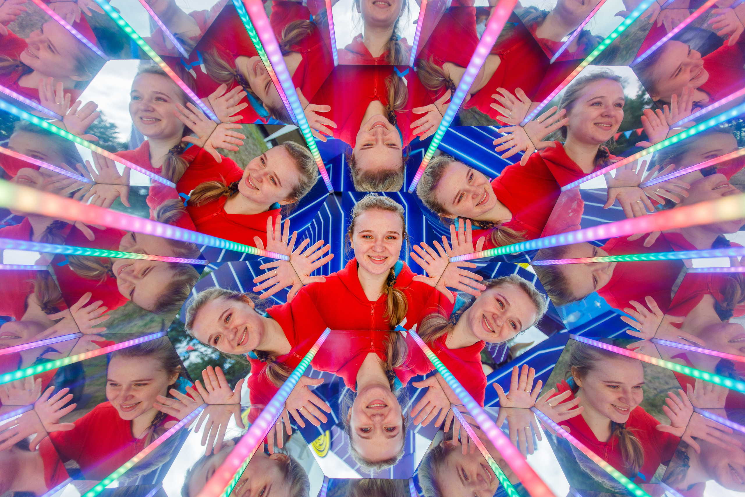 NIX (04.09.2021). Аренды интерактивных фотозон в Харькове