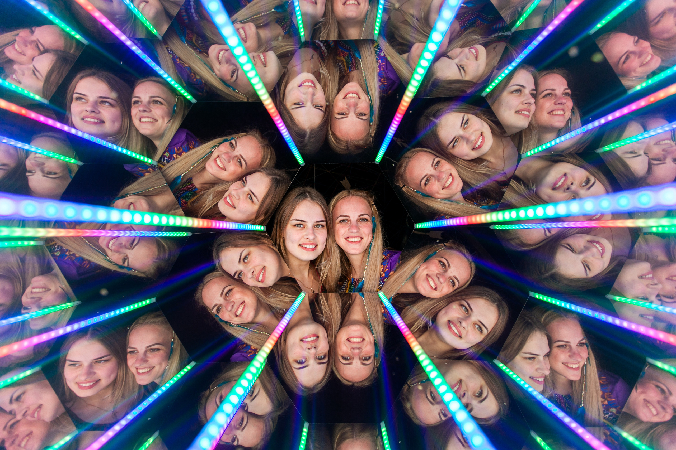 ЕРЦ Калейдоскоп. Аренды интерактивных фотозон в Харькове