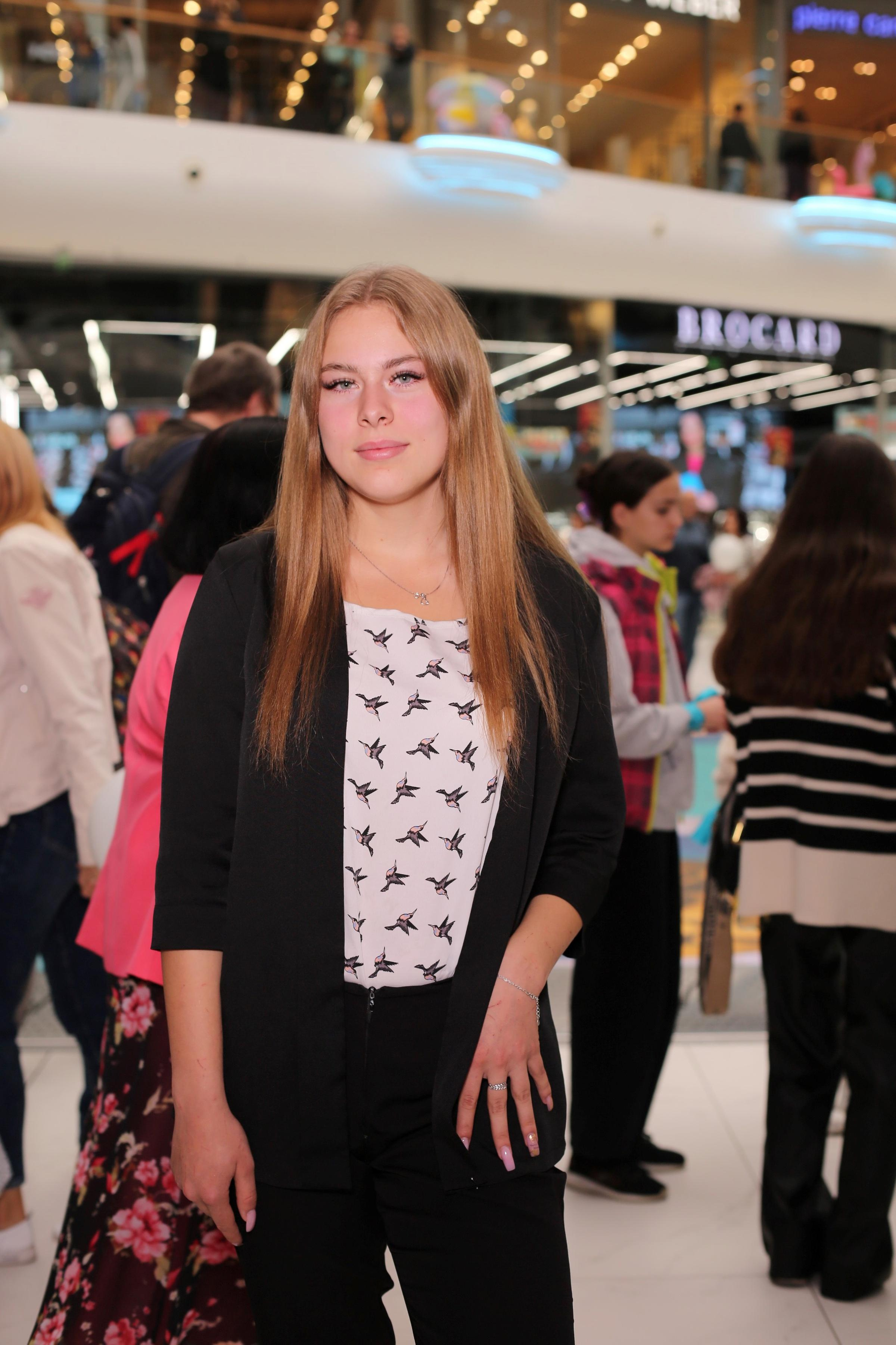 911 для НФАУ. Аренды интерактивных фотозон в Харькове