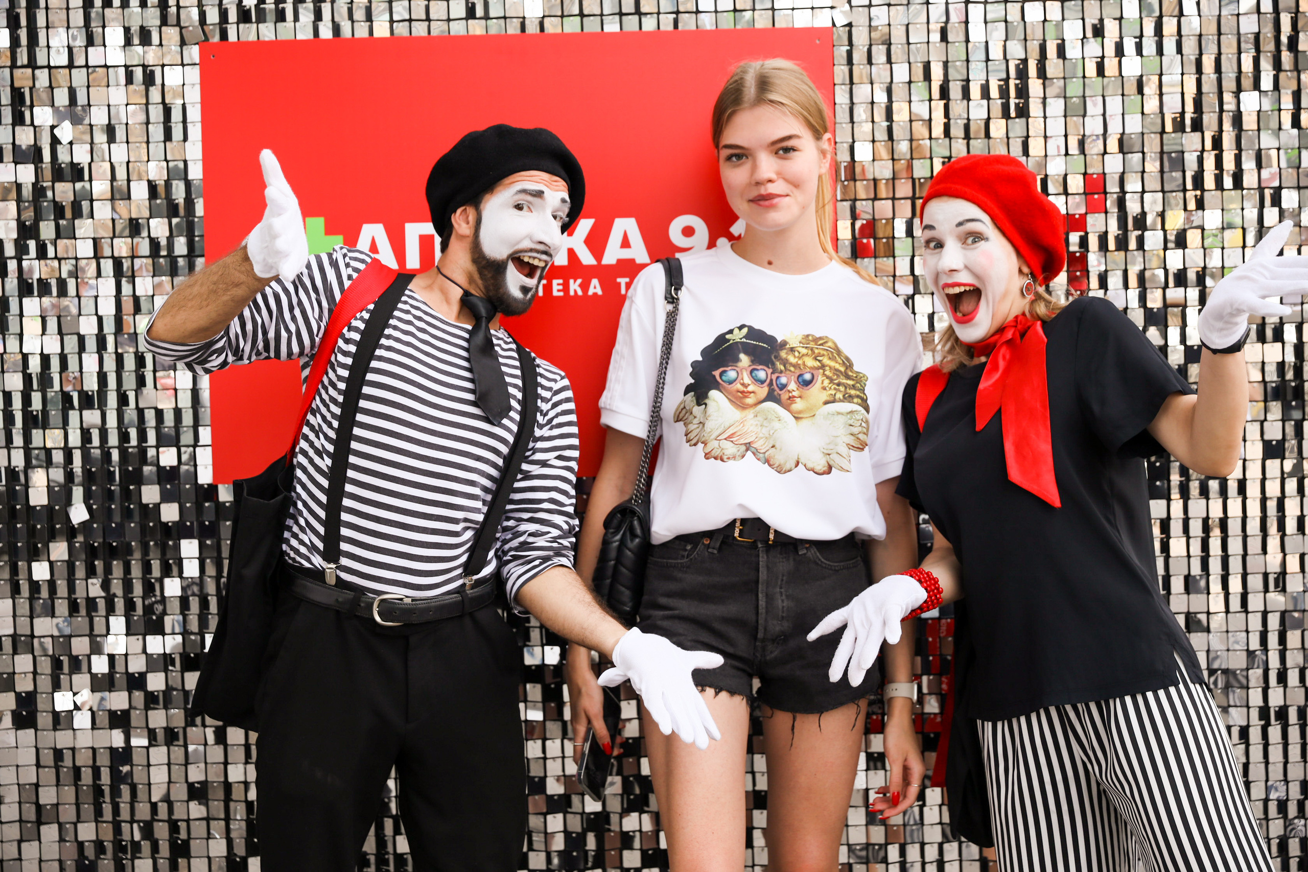 Аптека 911 (Фотомозаїка). Аренды интерактивных фотозон в Харькове