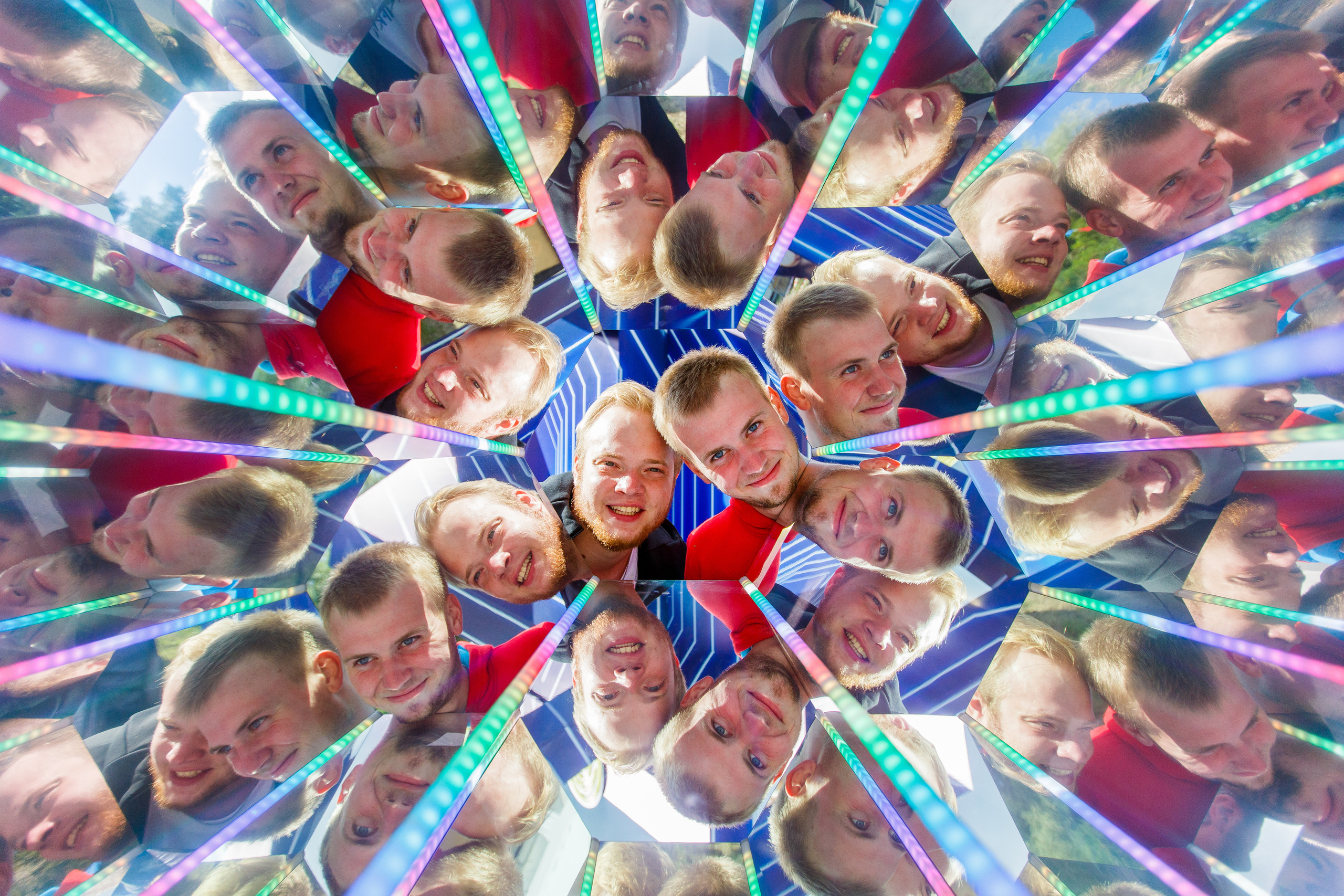 NIX (04.09.2021). Аренды интерактивных фотозон в Харькове