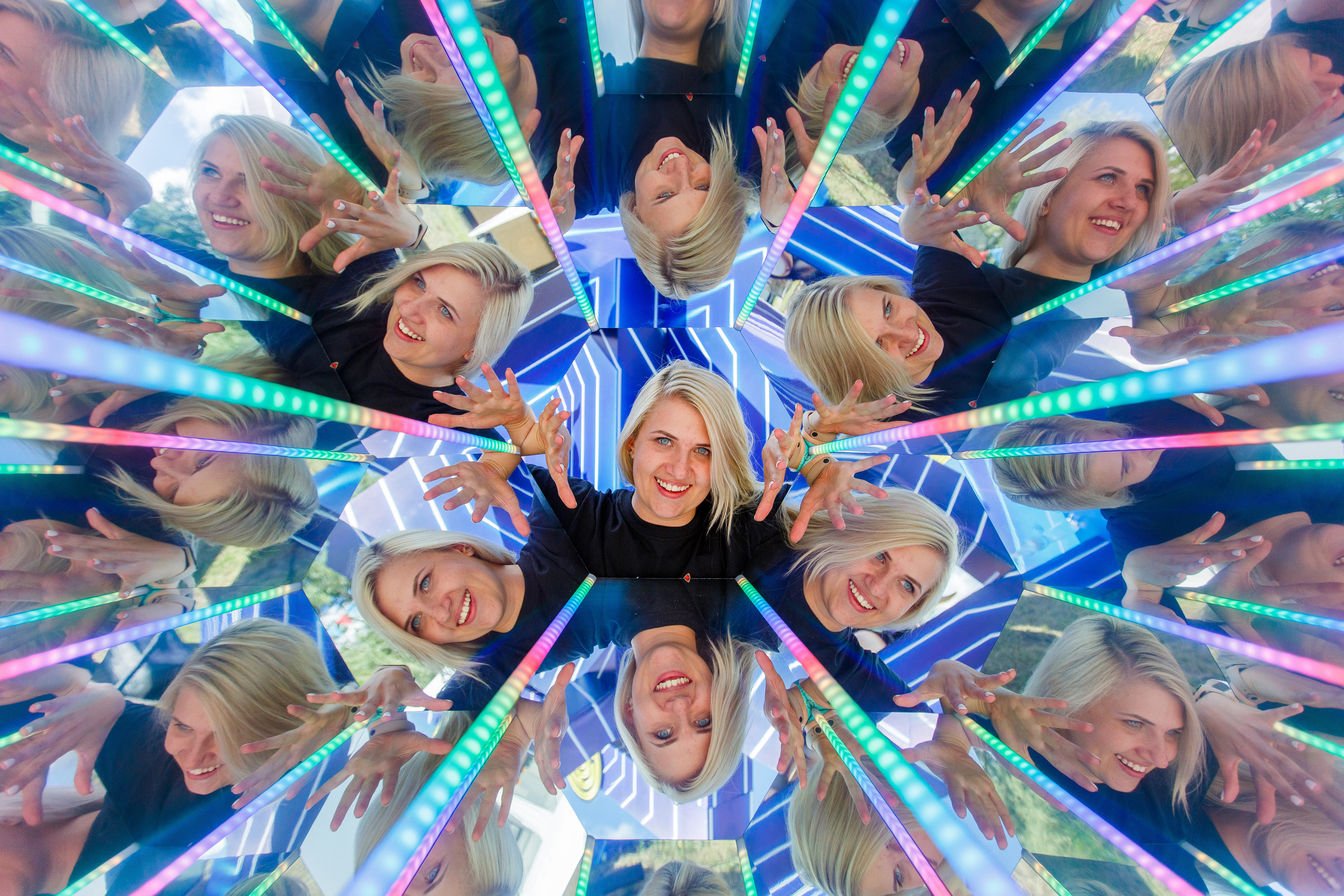 NIX (04.09.2021). Аренды интерактивных фотозон в Харькове