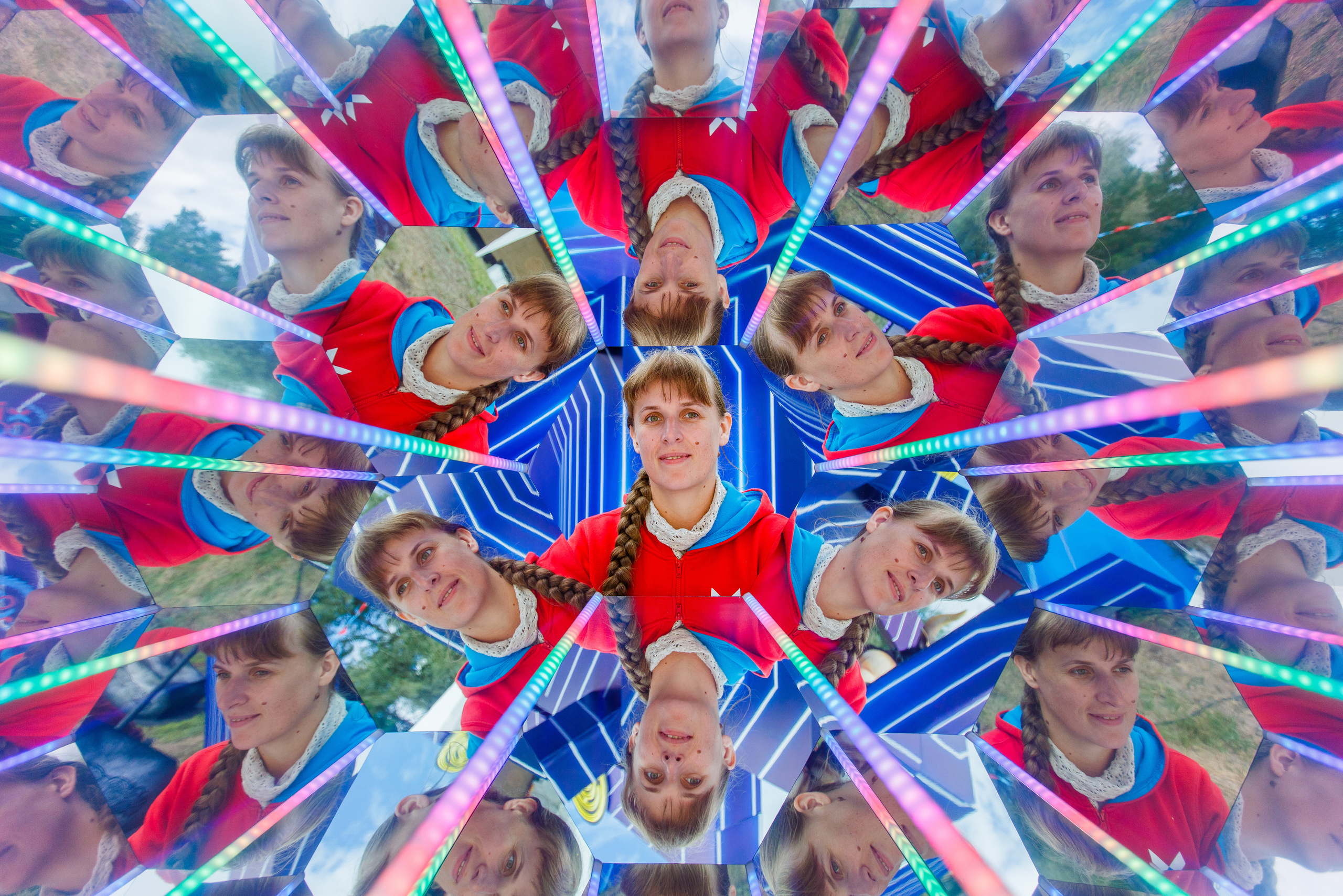 NIX (04.09.2021). Аренды интерактивных фотозон в Харькове