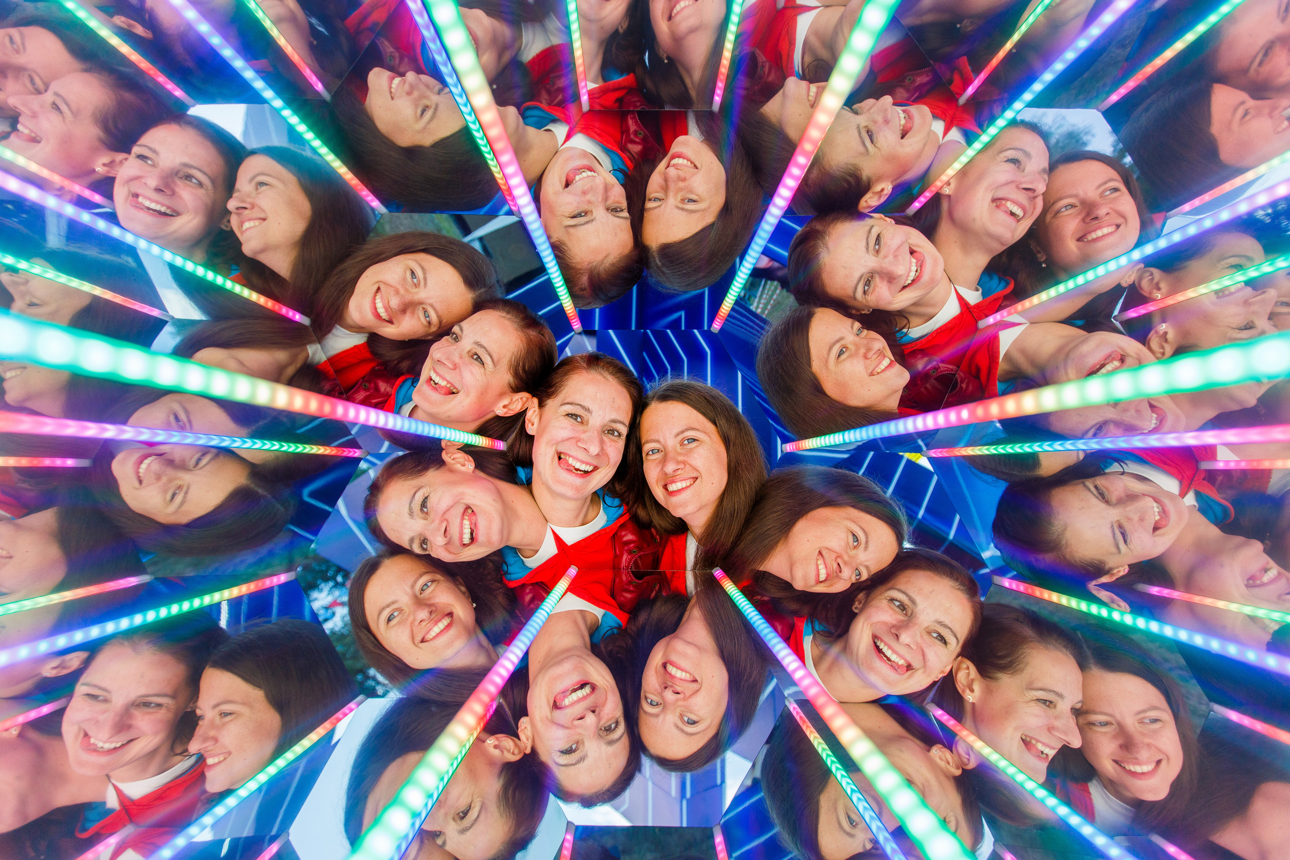 NIX (04.09.2021). Аренды интерактивных фотозон в Харькове