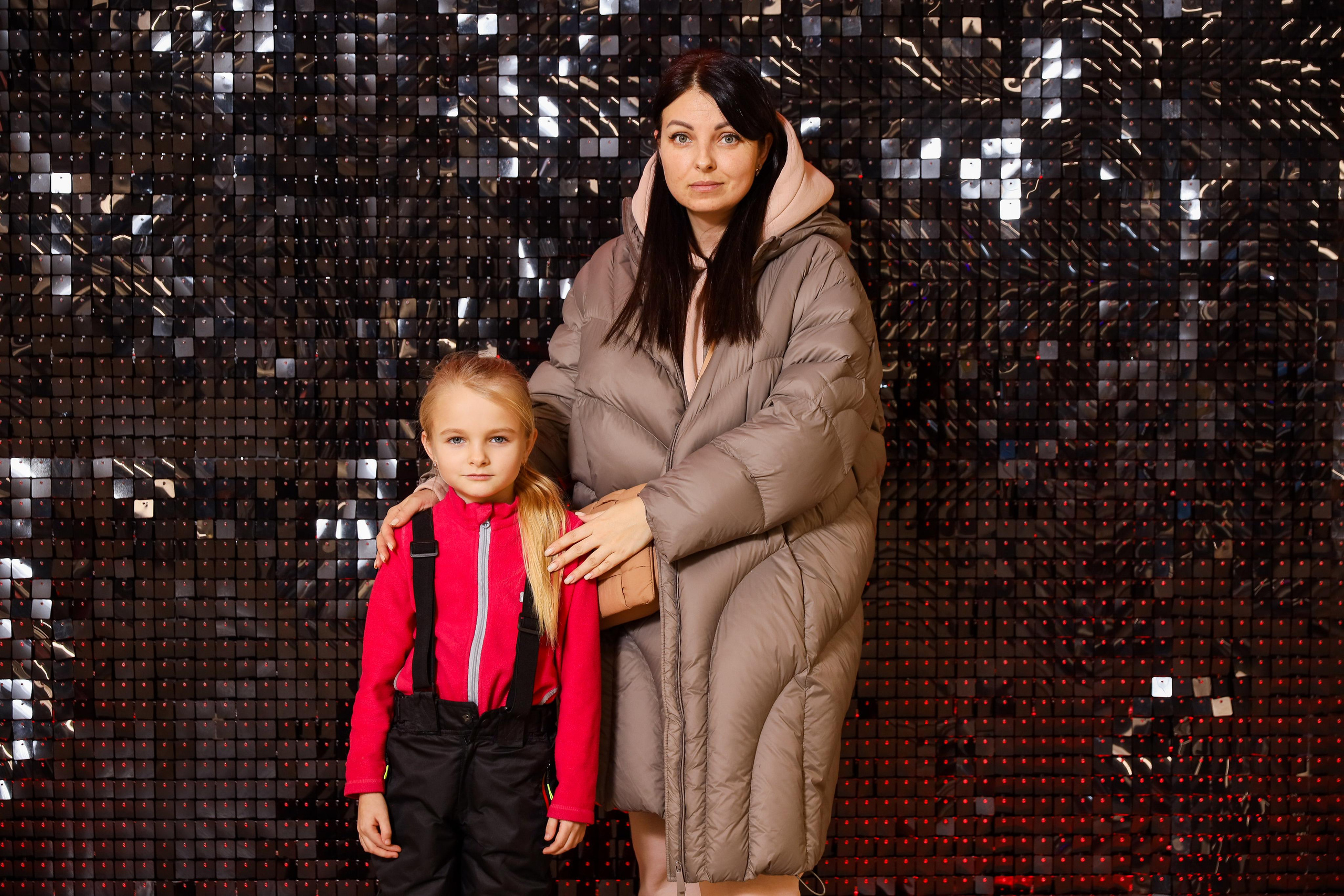 Фотомозаїка на 580 фото для ТРЦ Караван. Аренды интерактивных фотозон в Харькове