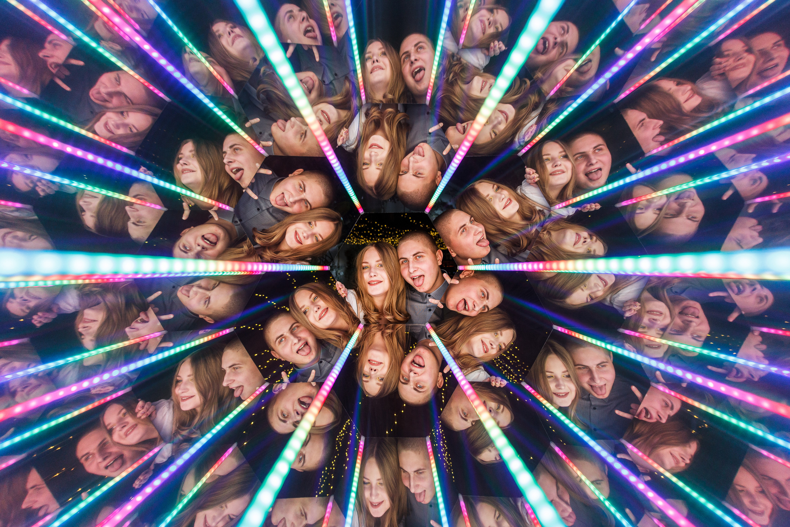 Калейдоскоп на свадьбе Алексея и Ання. Аренды интерактивных фотозон в Харькове