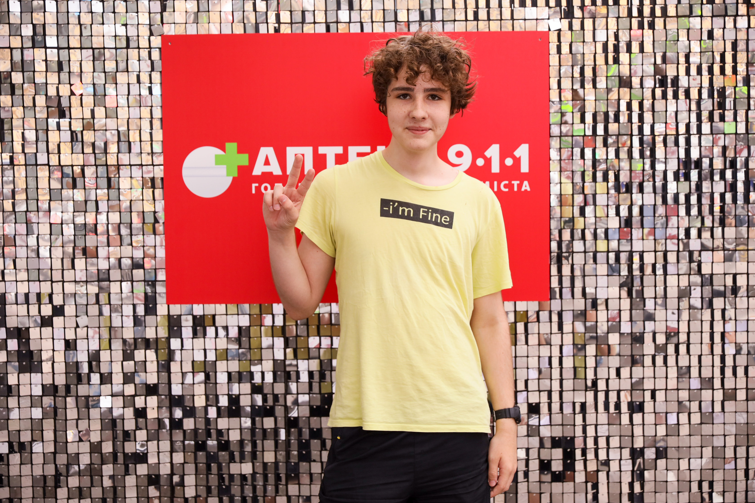 Аптека 911 (Фотомозаїка). Аренды интерактивных фотозон в Харькове