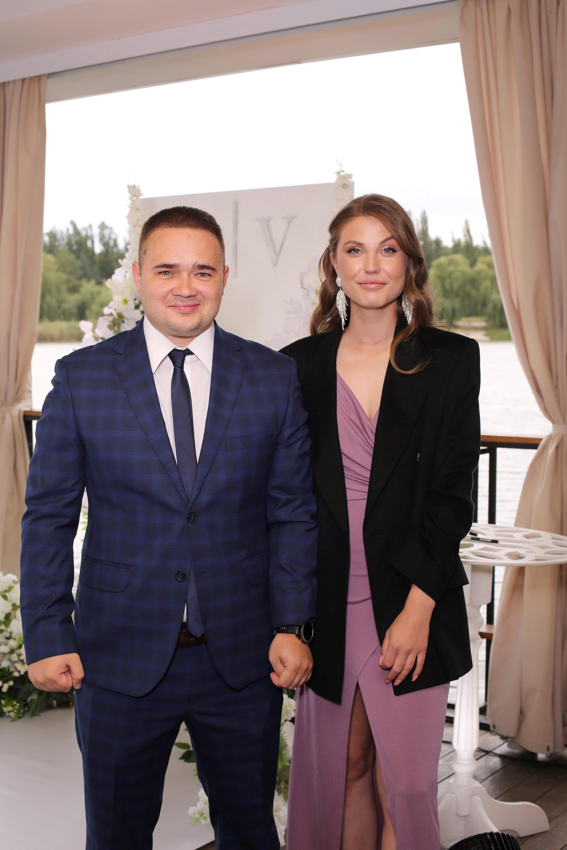 Євген та Вікторія (AiR PhotoBox). Аренды интерактивных фотозон в Харькове