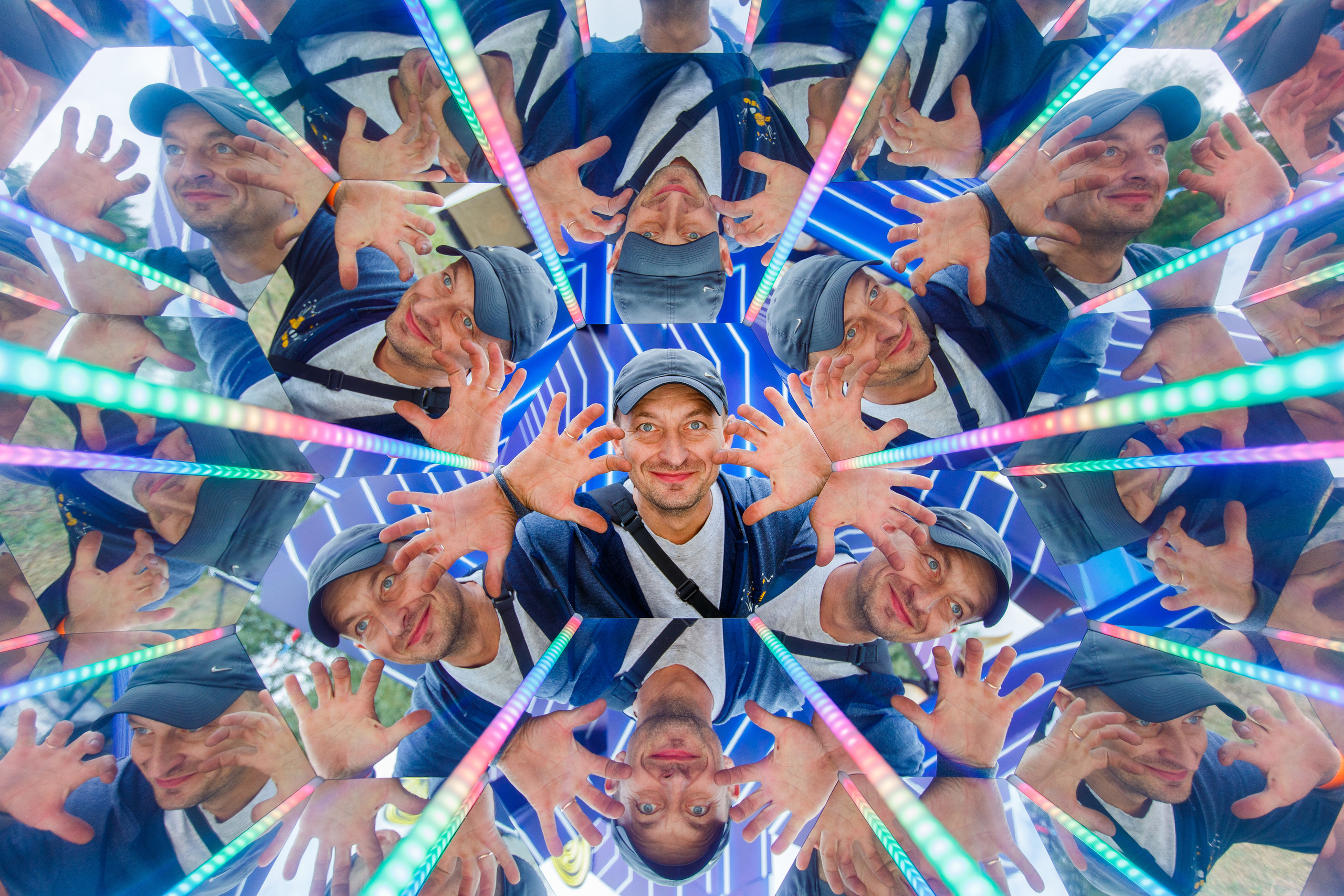 Ростислав то Олена (AiR PhotoBox). Аренды интерактивных фотозон в Харькове