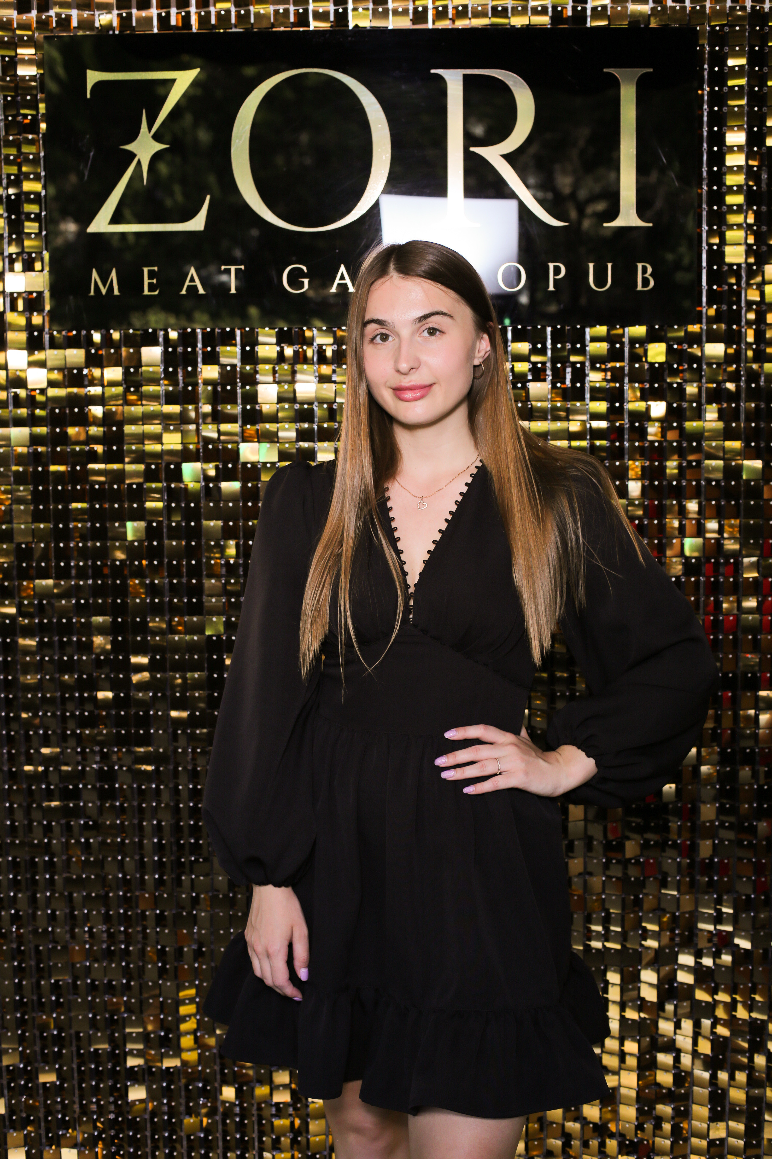 ДН Zori. Аренды интерактивных фотозон в Харькове