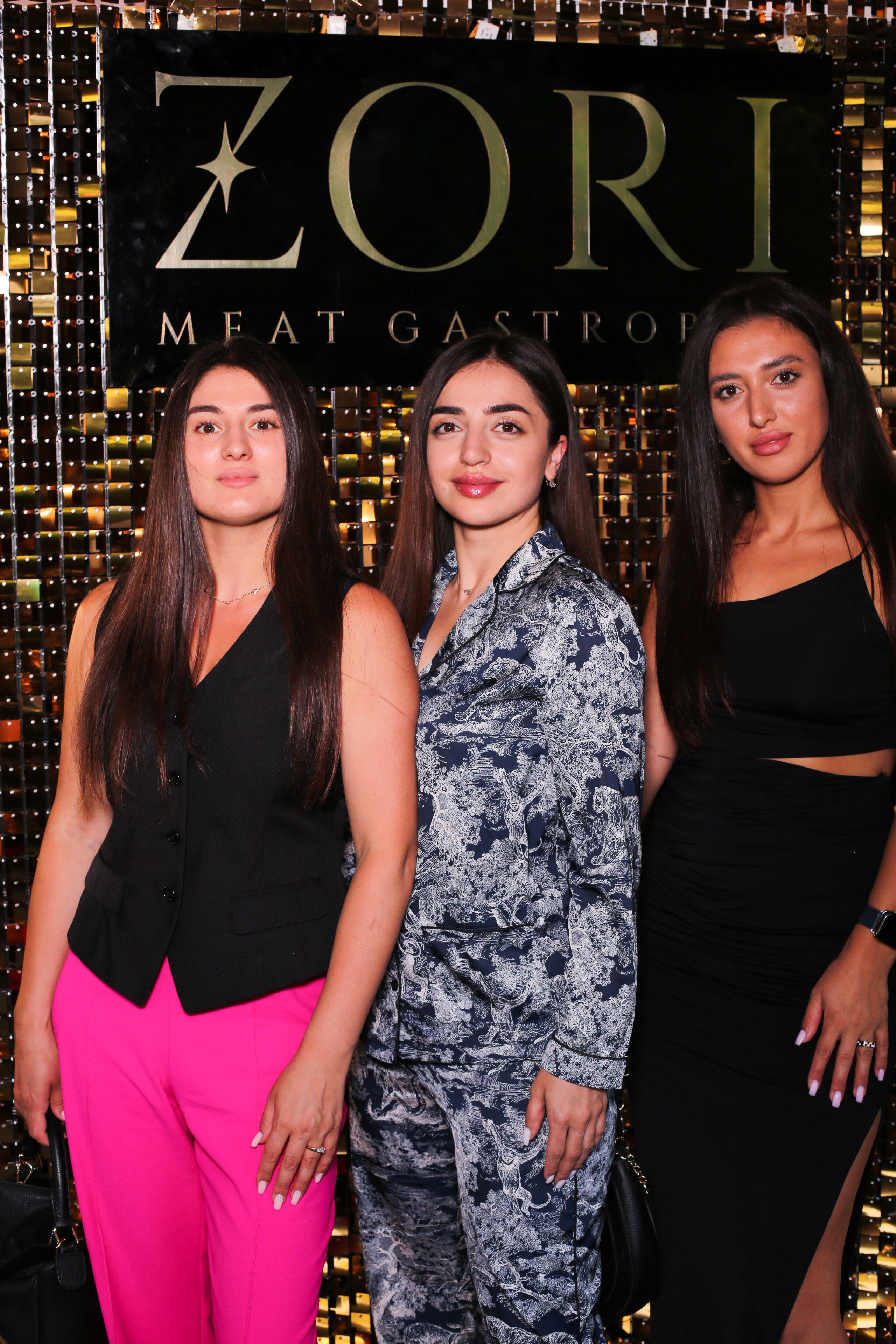 ДН Zori. Аренды интерактивных фотозон в Харькове