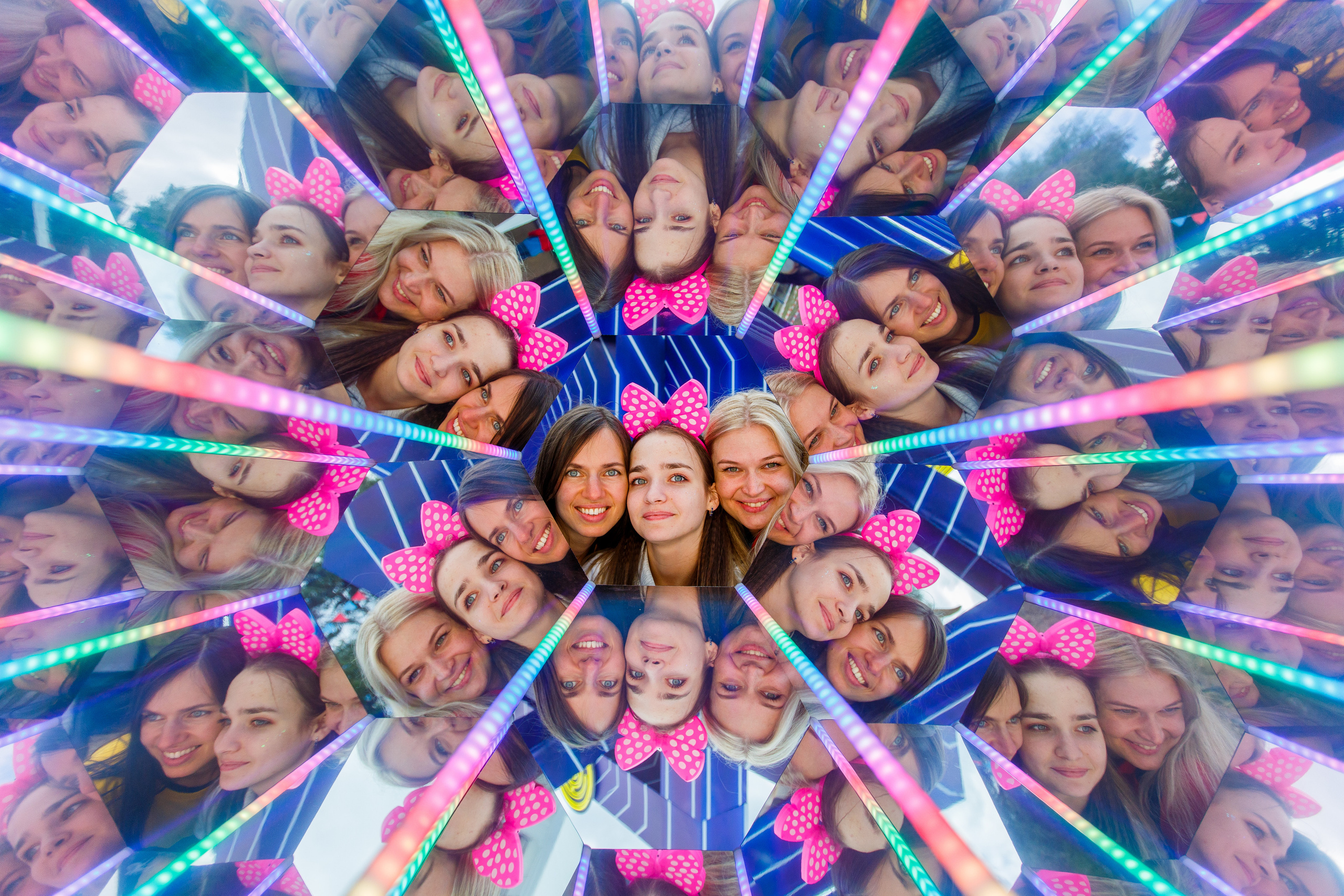 NIX (04.09.2021). Аренды интерактивных фотозон в Харькове