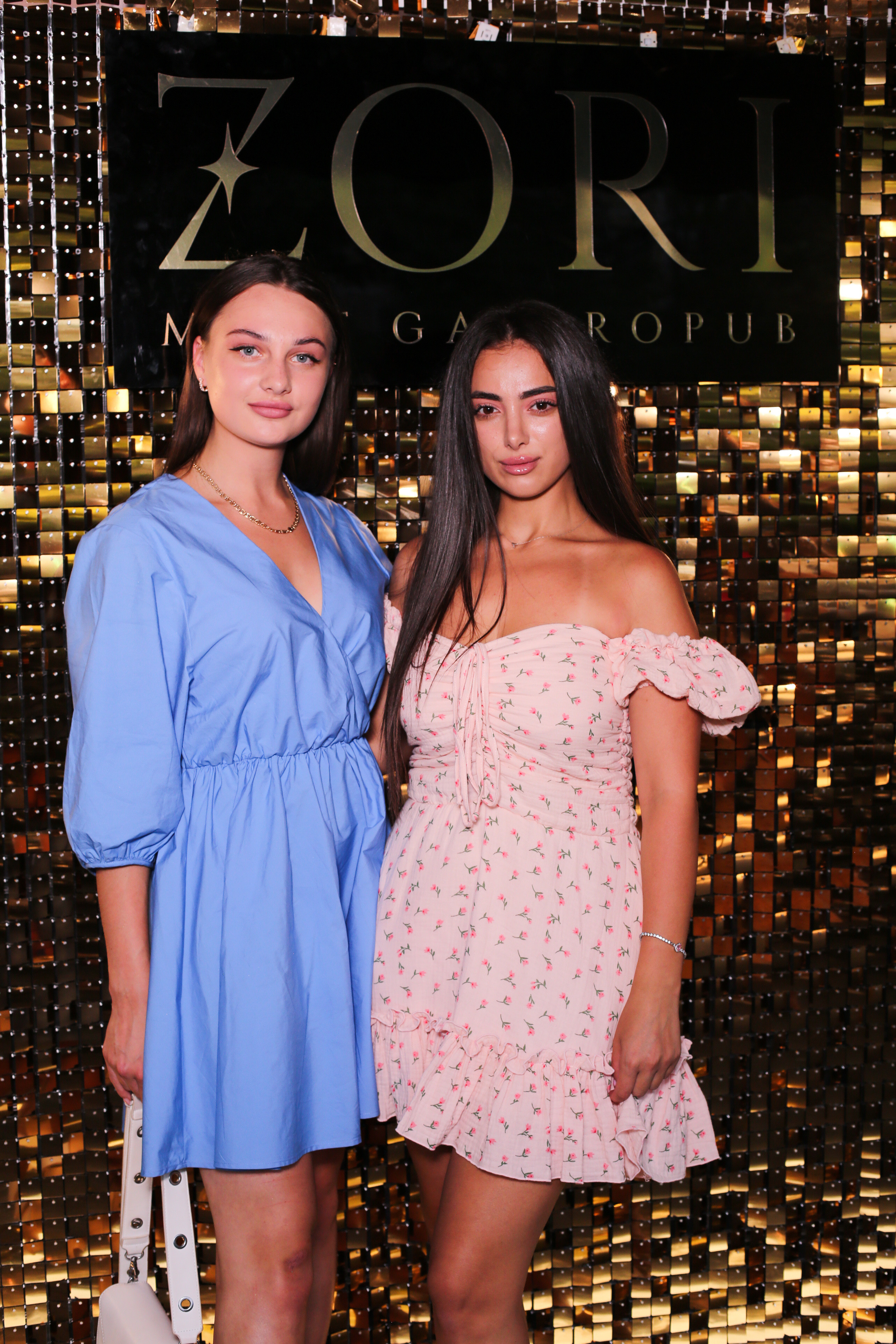 ДН Zori. Аренды интерактивных фотозон в Харькове