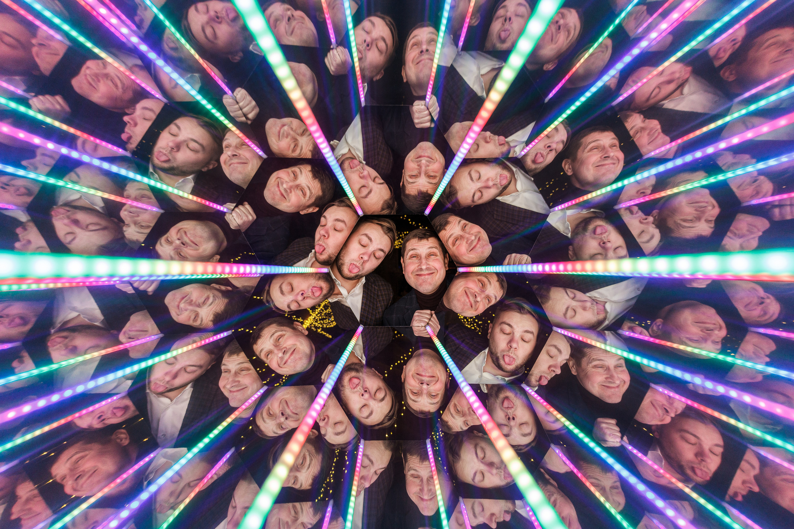 Калейдоскоп на свадьбе Алексея и Ання. Аренды интерактивных фотозон в Харькове