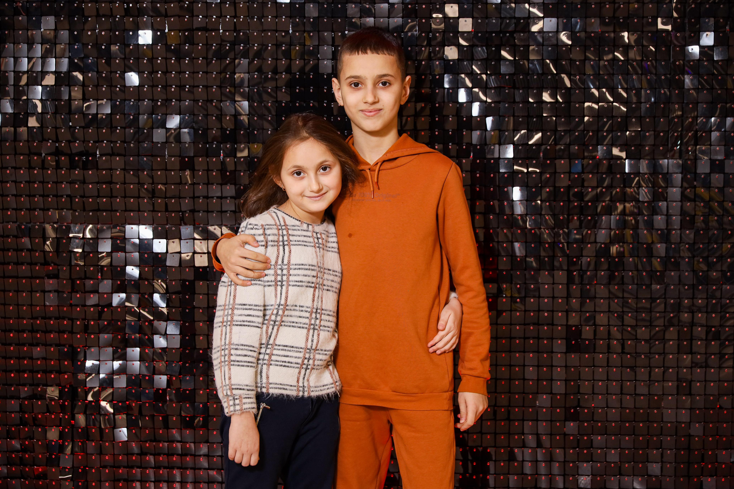 Фотомозаїка на 580 фото для ТРЦ Караван. Аренды интерактивных фотозон в Харькове