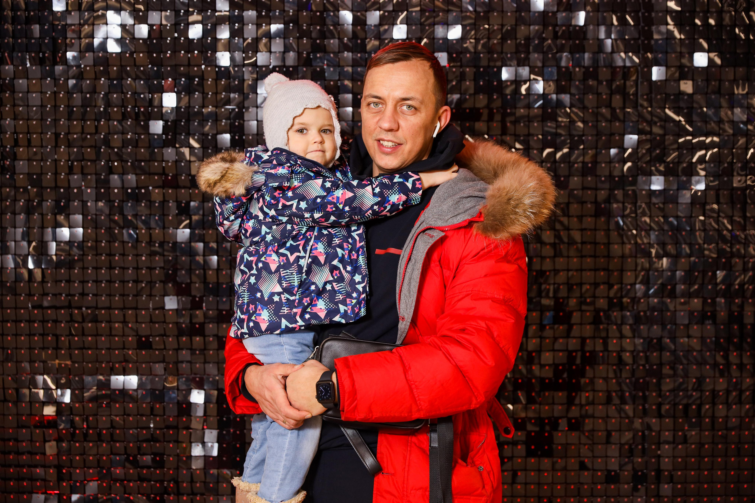 Фотомозаїка на 580 фото для ТРЦ Караван. Аренды интерактивных фотозон в Харькове