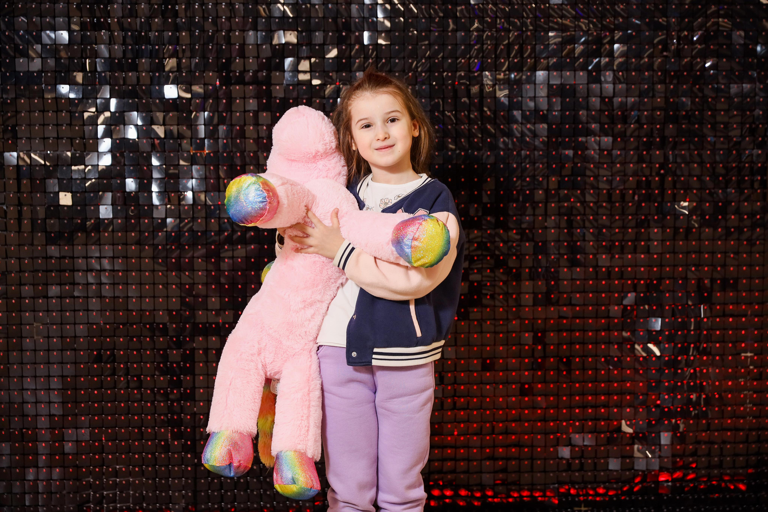 Фотомозаїка на 580 фото для ТРЦ Караван. Аренды интерактивных фотозон в Харькове