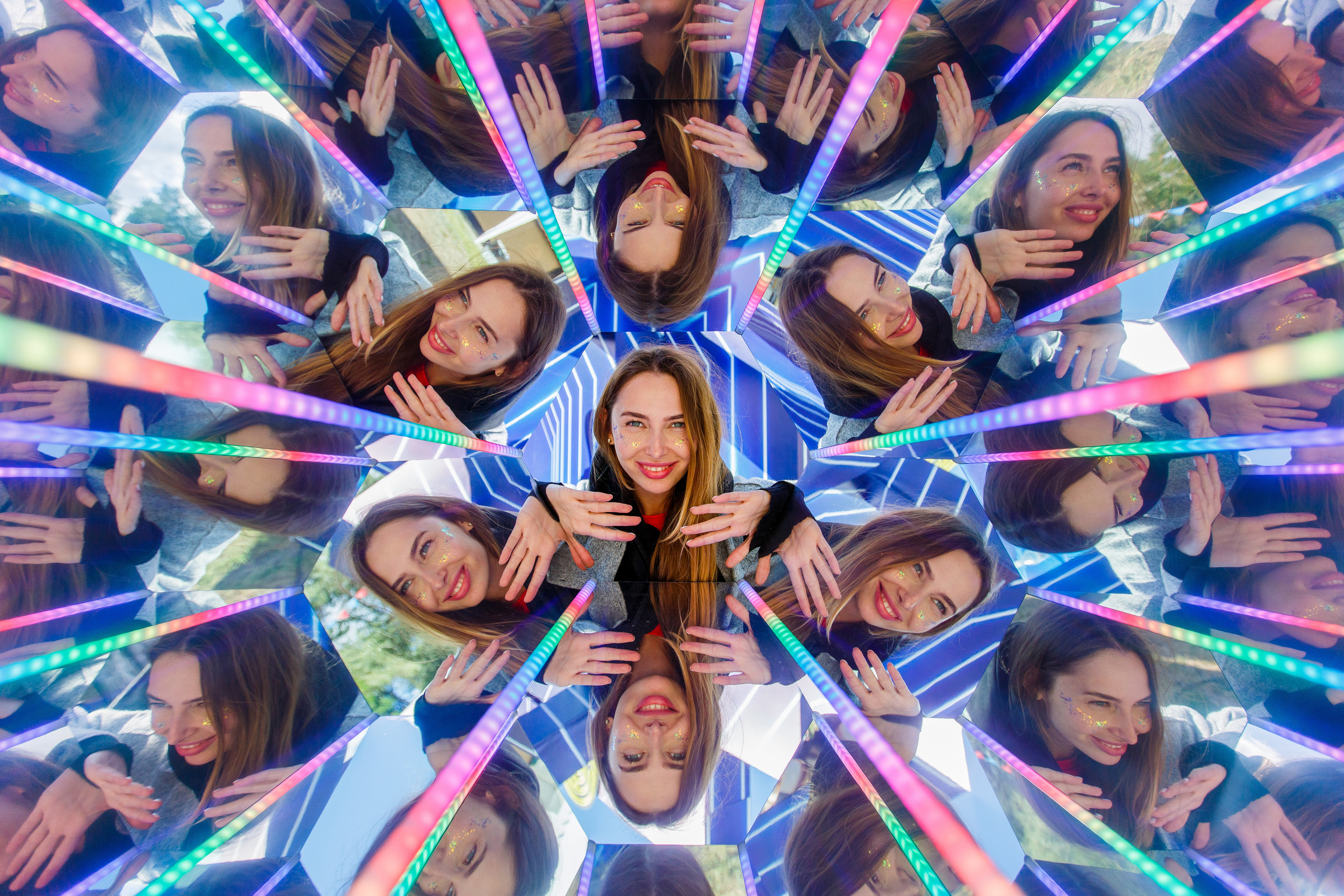 NIX (04.09.2021). Аренды интерактивных фотозон в Харькове