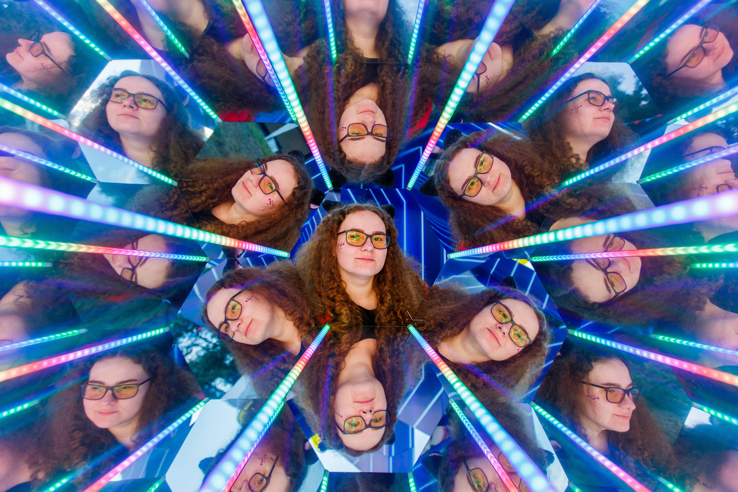 NIX (04.09.2021). Аренды интерактивных фотозон в Харькове