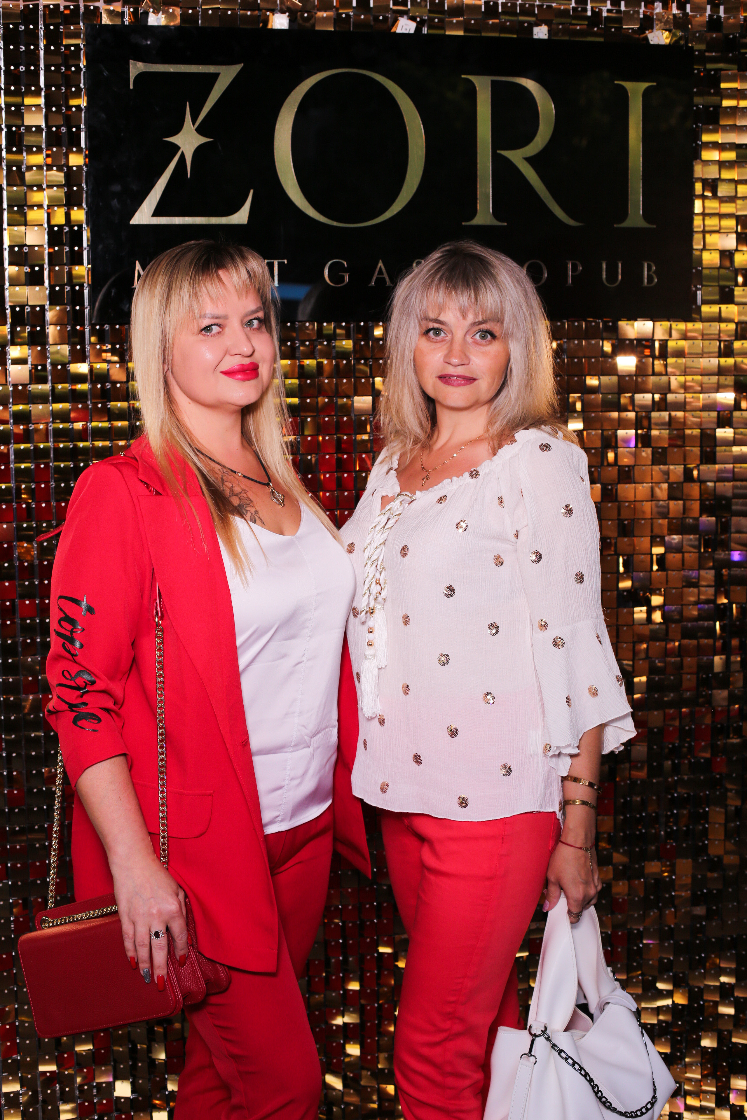 ДН Zori. Аренды интерактивных фотозон в Харькове