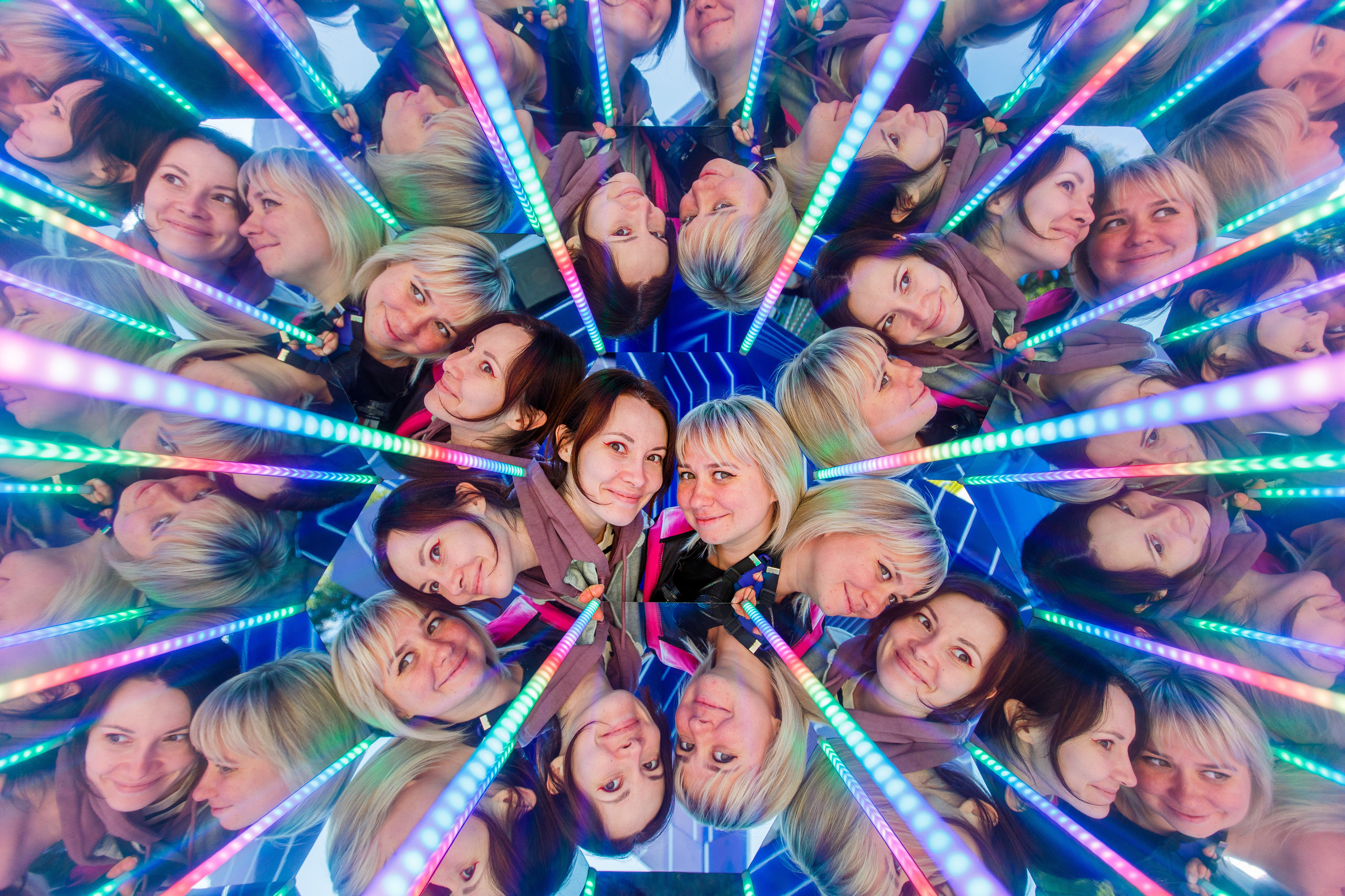 NIX (04.09.2021). Аренды интерактивных фотозон в Харькове