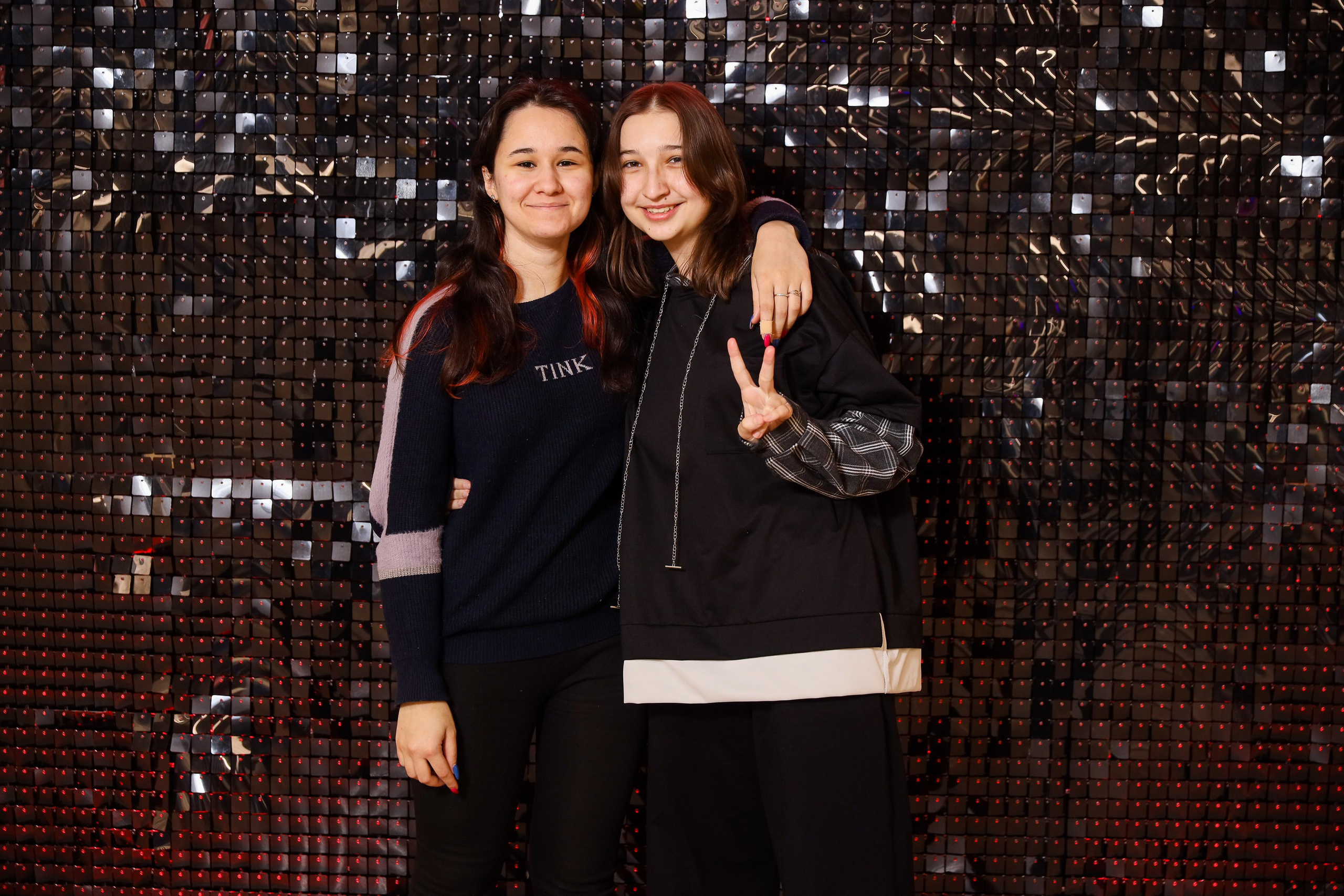 Фотомозаїка на 580 фото для ТРЦ Караван. Аренды интерактивных фотозон в Харькове