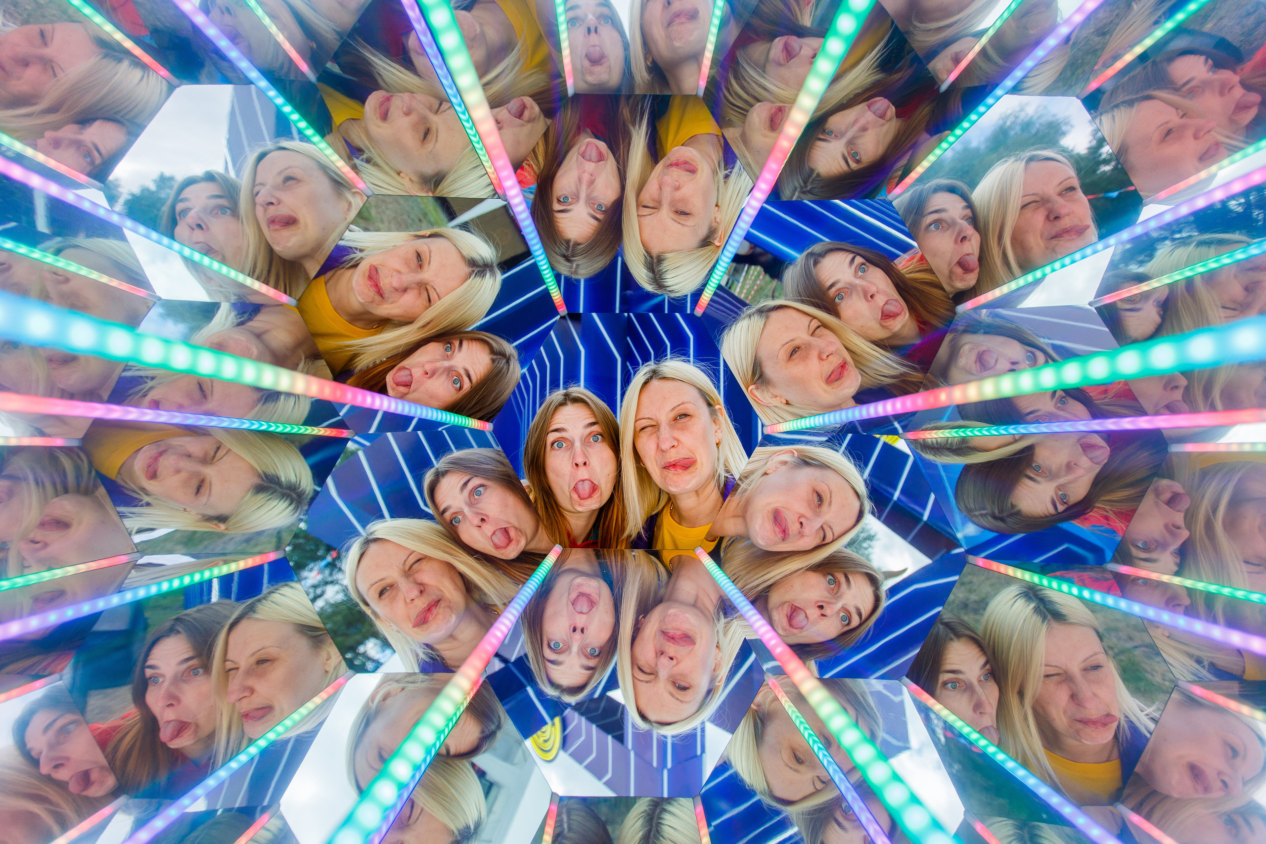 NIX (04.09.2021). Аренды интерактивных фотозон в Харькове