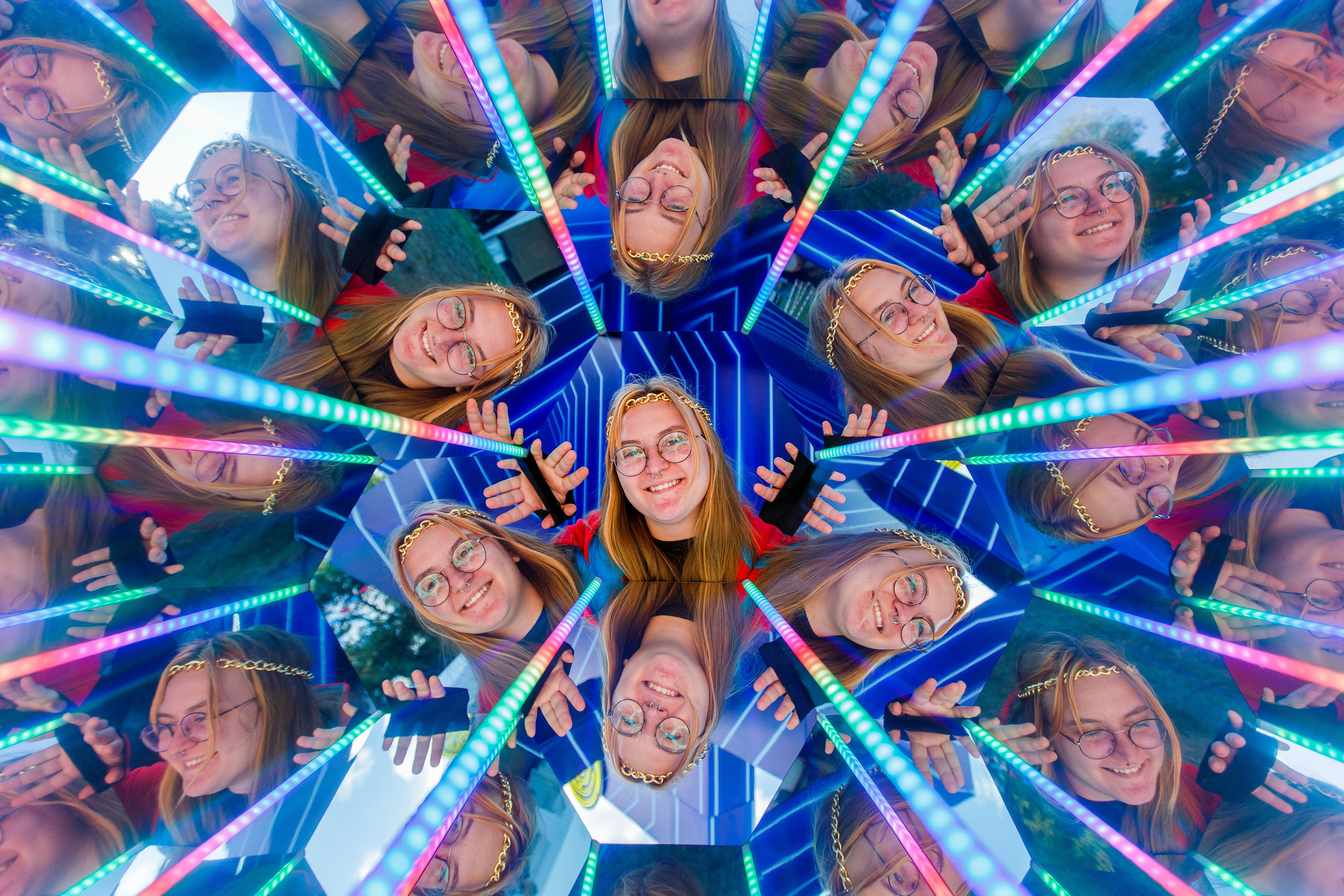 NIX (04.09.2021). Аренды интерактивных фотозон в Харькове