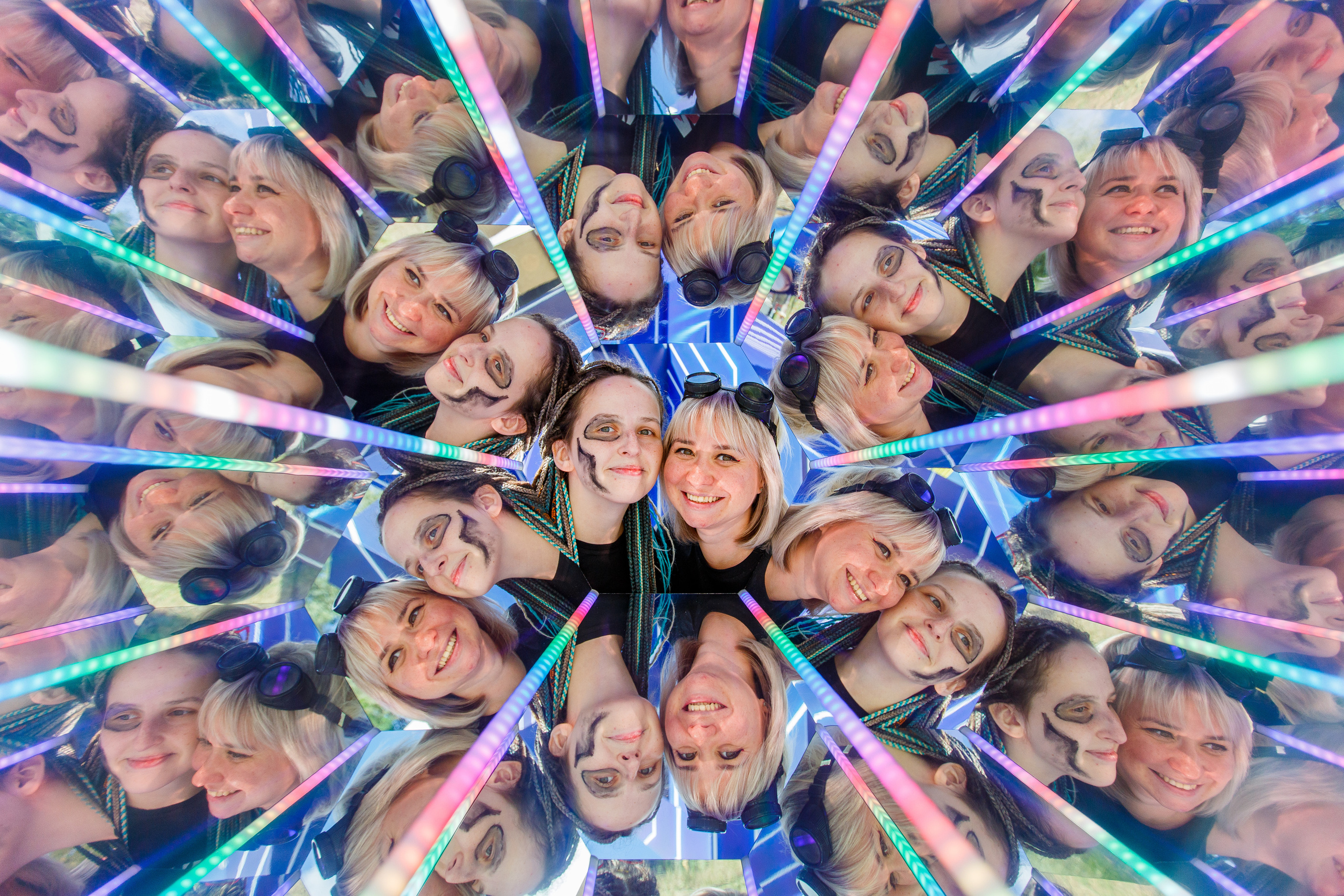 NIX (04.09.2021). Аренды интерактивных фотозон в Харькове