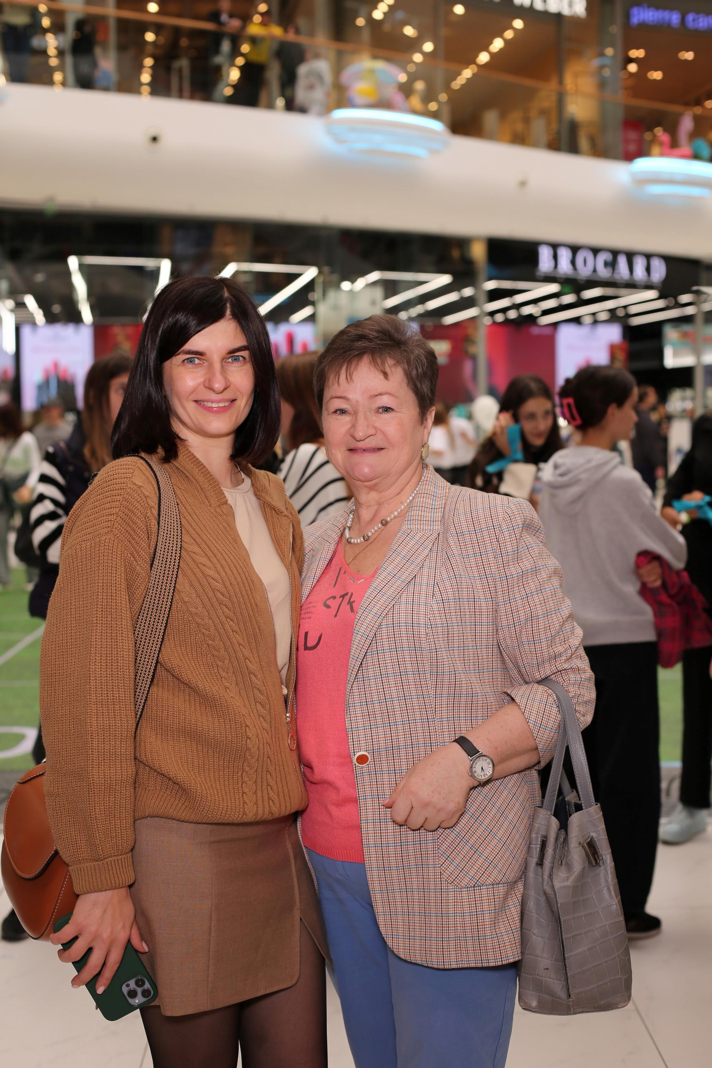 911 для НФАУ. Аренды интерактивных фотозон в Харькове