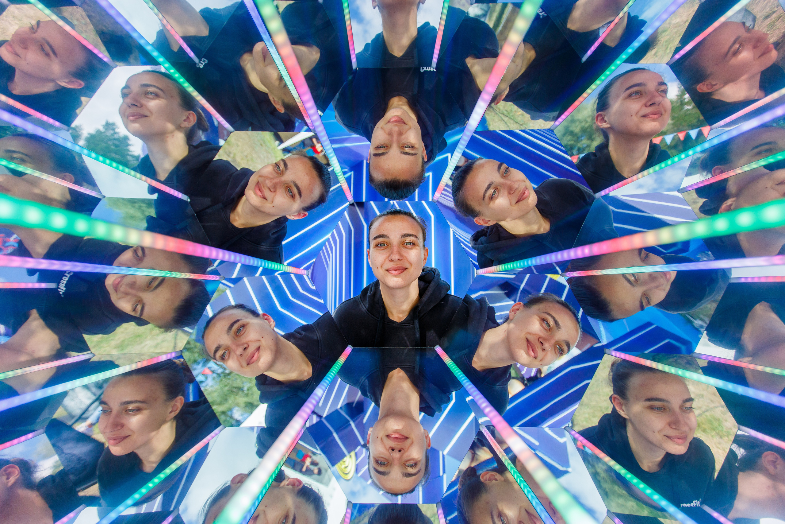 NIX (04.09.2021). Аренды интерактивных фотозон в Харькове