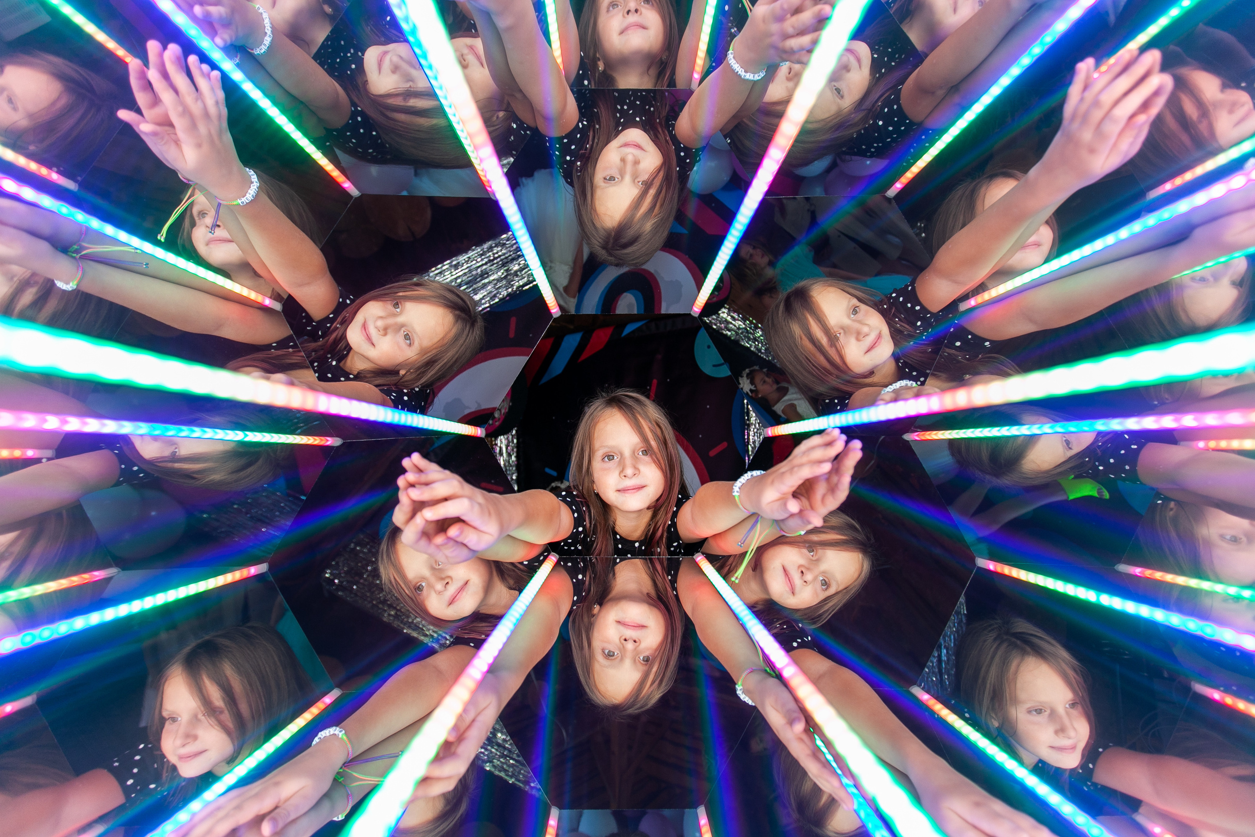 Калейдоскоп 28.08.2021. Аренды интерактивных фотозон в Харькове