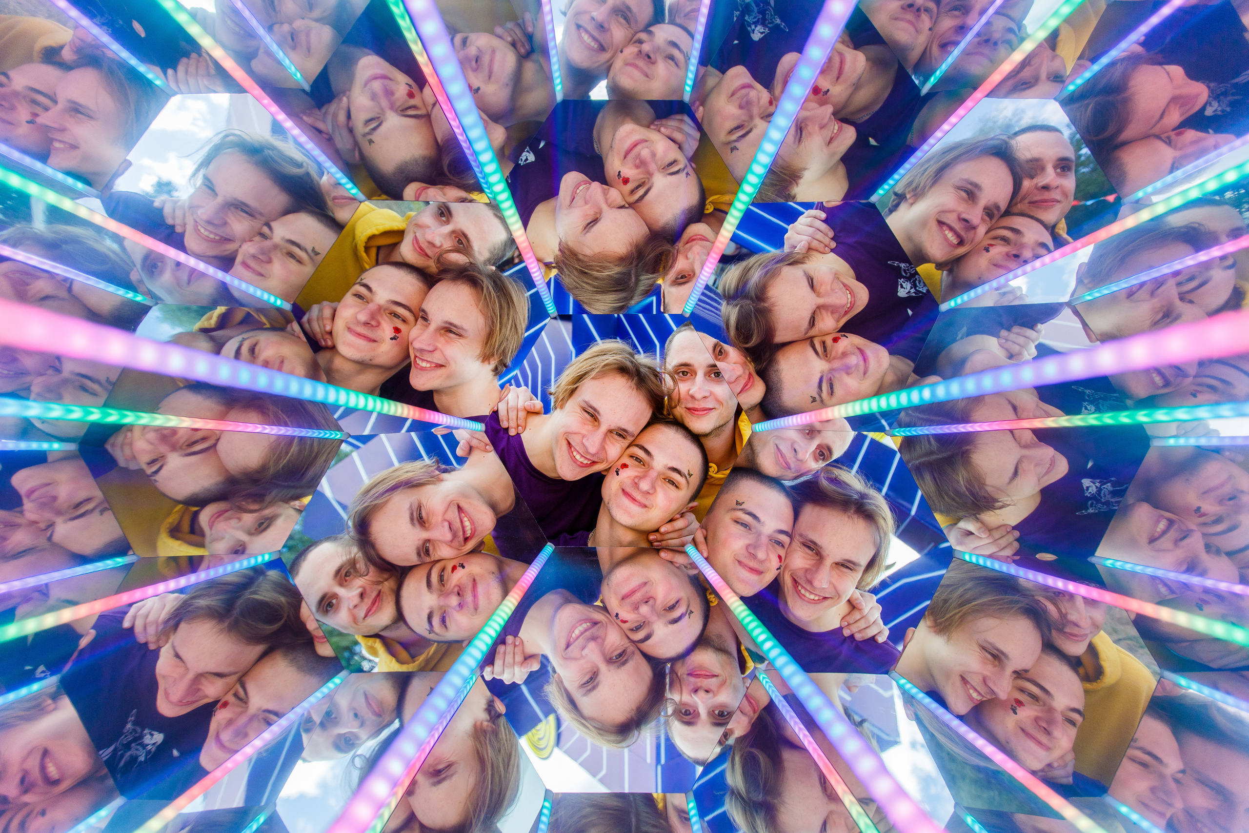 NIX (04.09.2021). Аренды интерактивных фотозон в Харькове