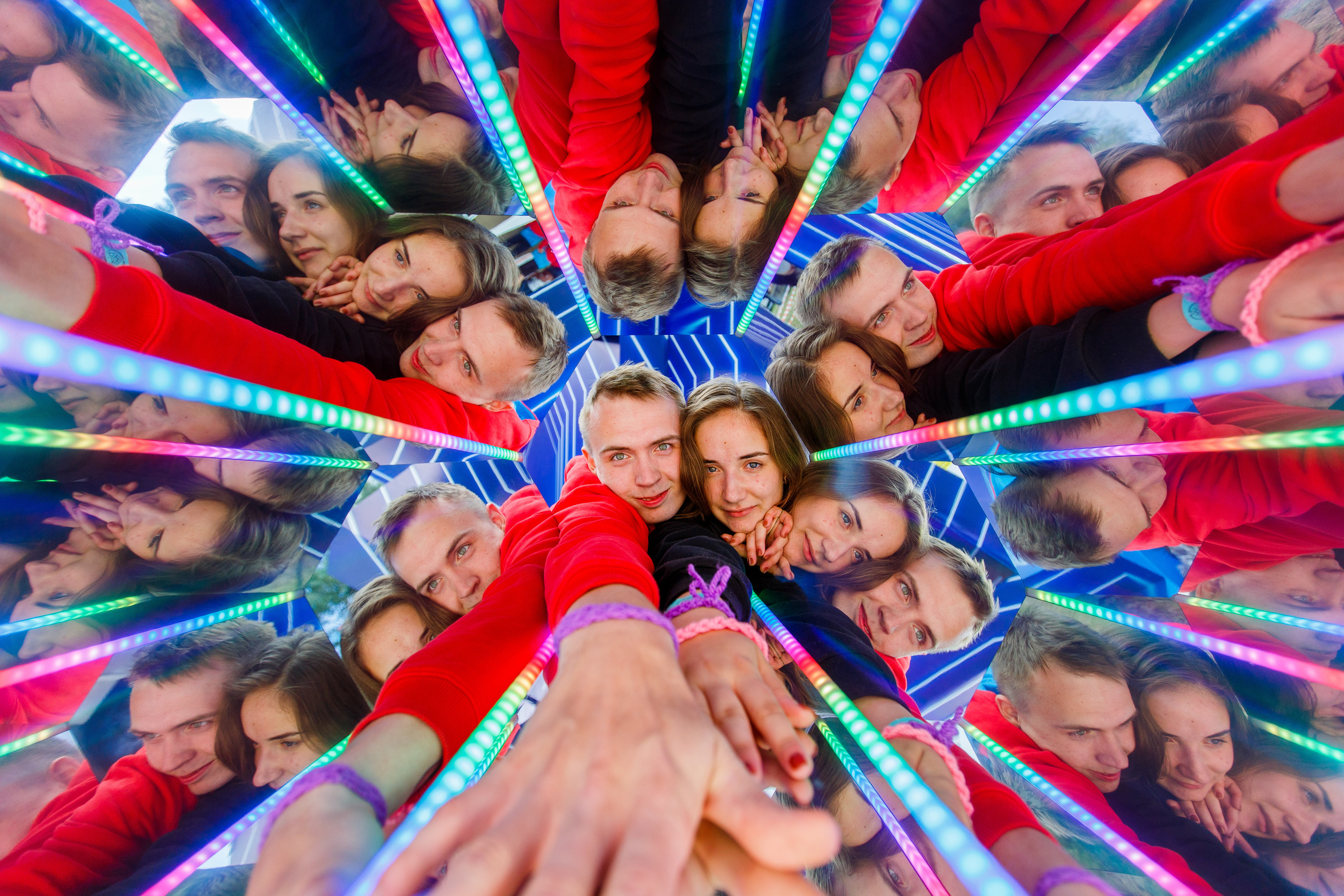 NIX (04.09.2021). Аренды интерактивных фотозон в Харькове